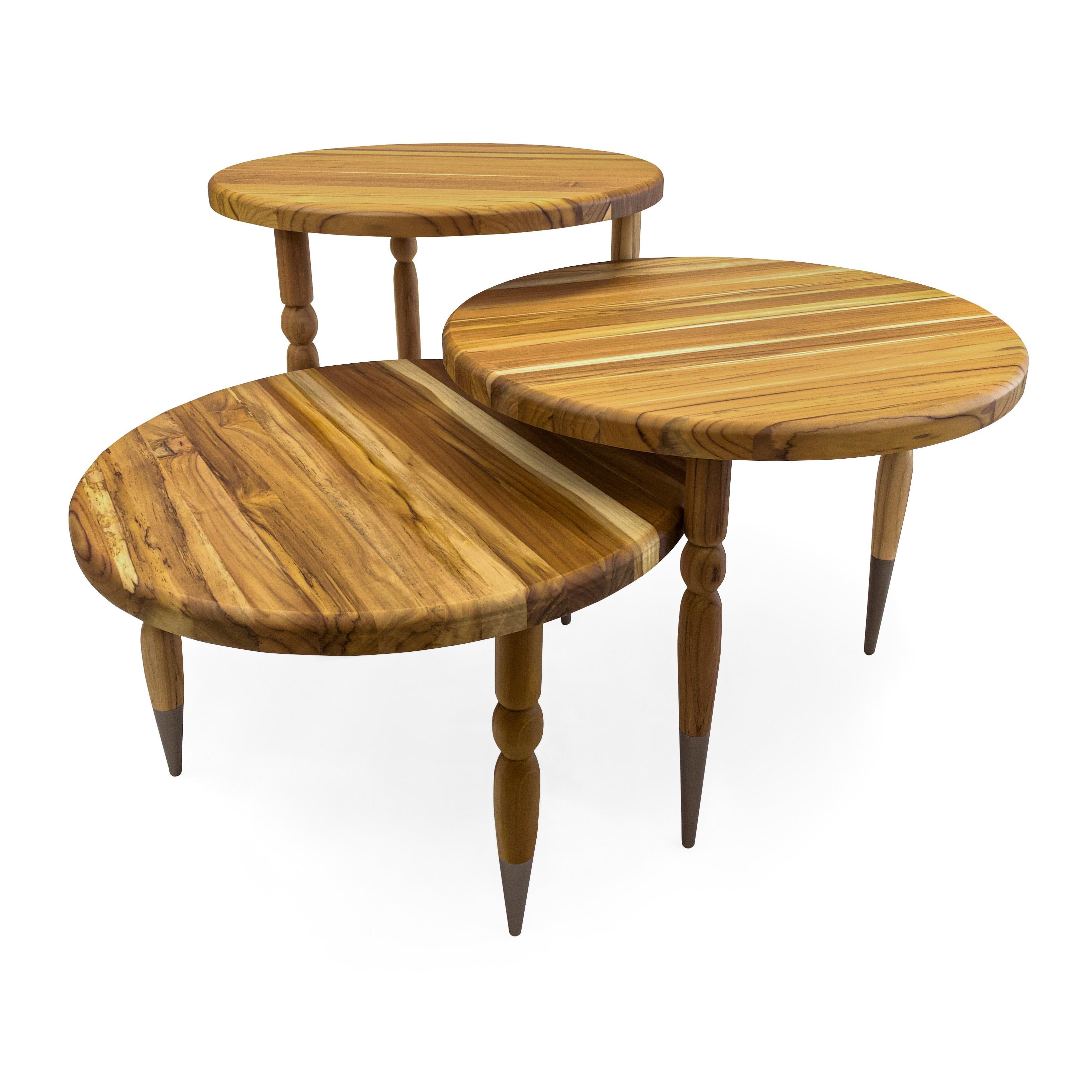 Palo Side Table in Teak Wood with Chocolate Turned Spindle Legs, Set of 3 For Sale 1