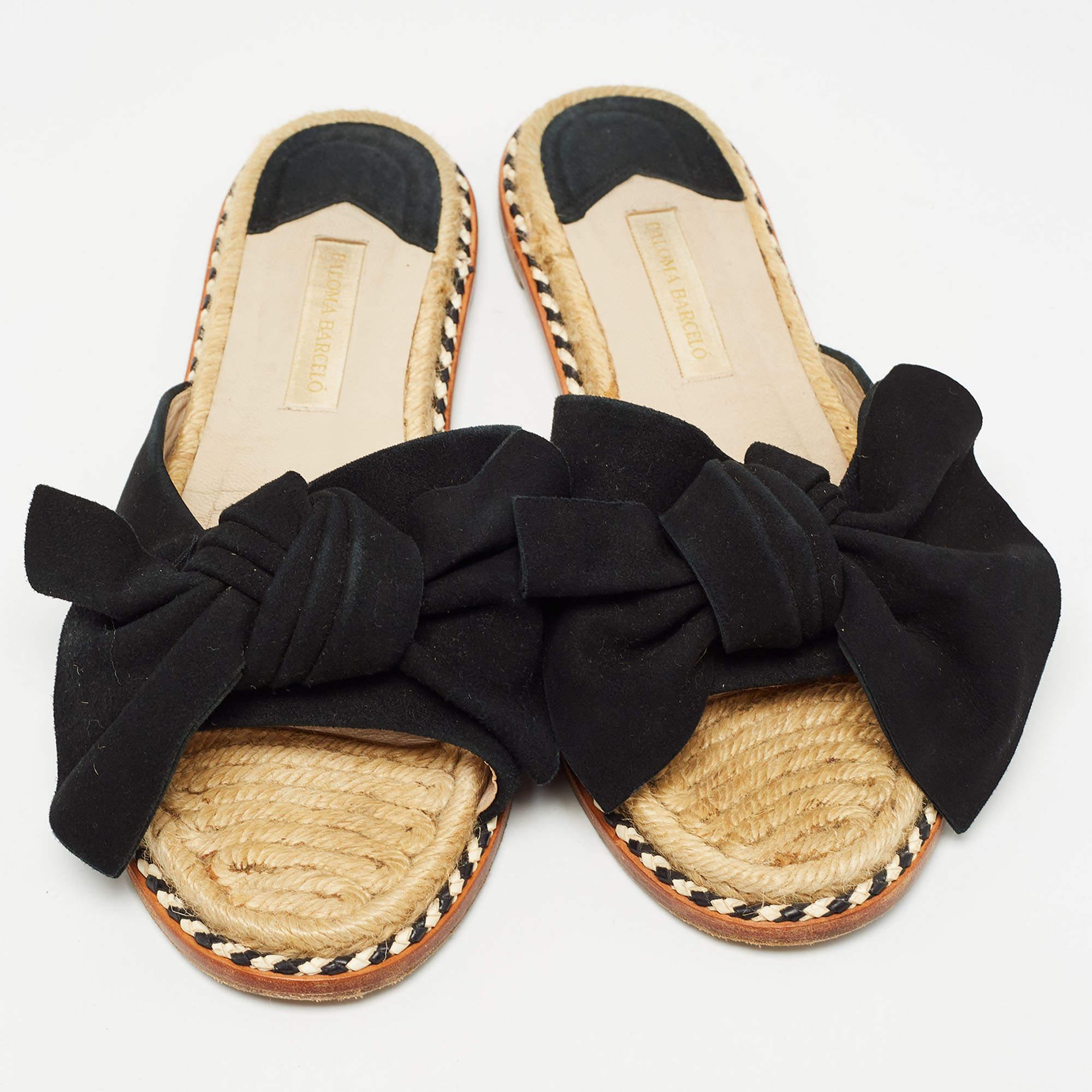 Paloma BarcelÃ³ Noir Suede Geranio Knotted Flat Slides Size 37 Bon état - En vente à Dubai, Al Qouz 2