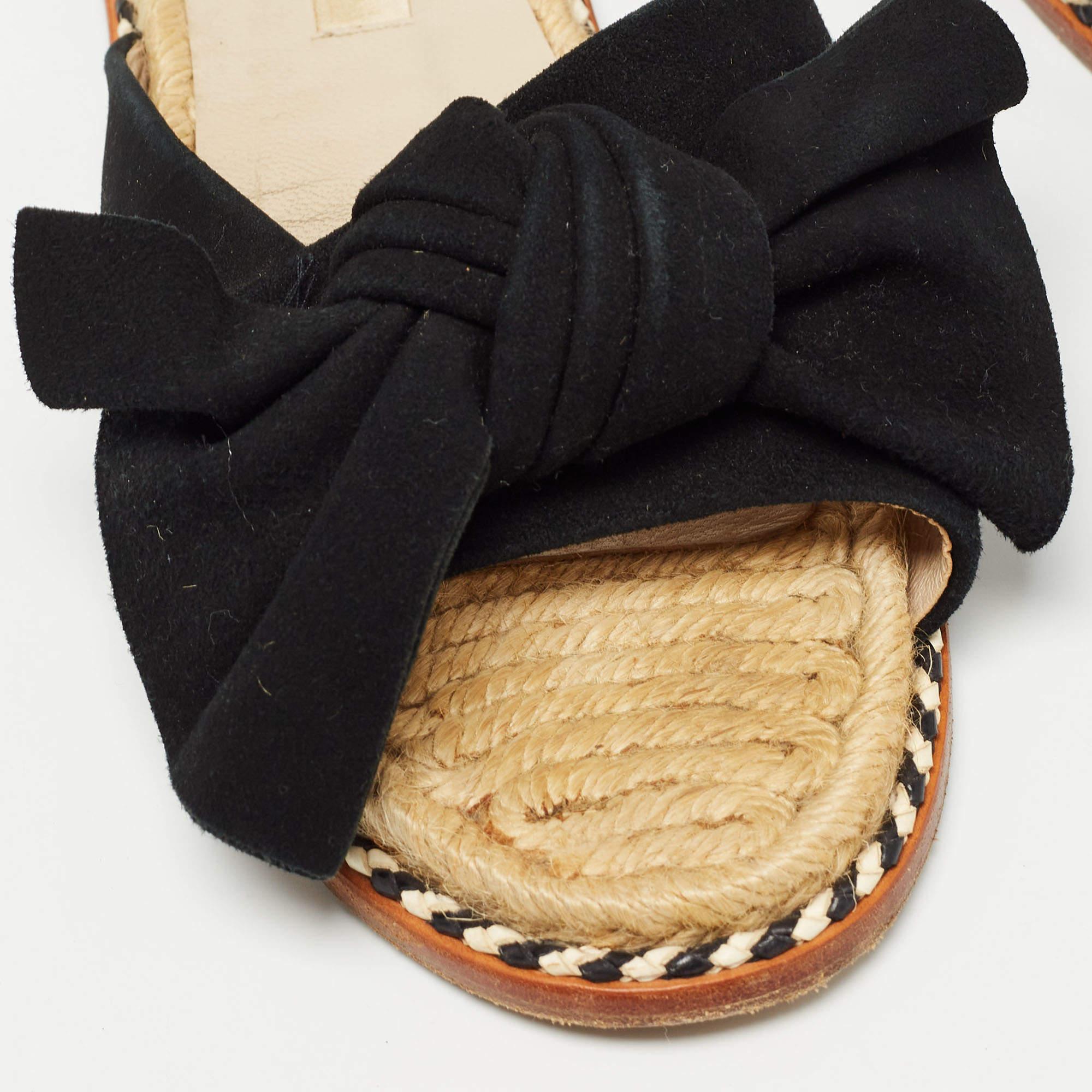 Paloma BarcelÃ³ Noir Suede Geranio Knotted Flat Slides Size 37 en vente 3