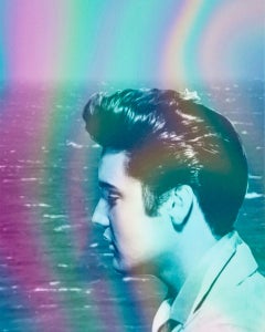 Elvis Presley,  La mer. Portrait. Photographie numérique à collage de couleur