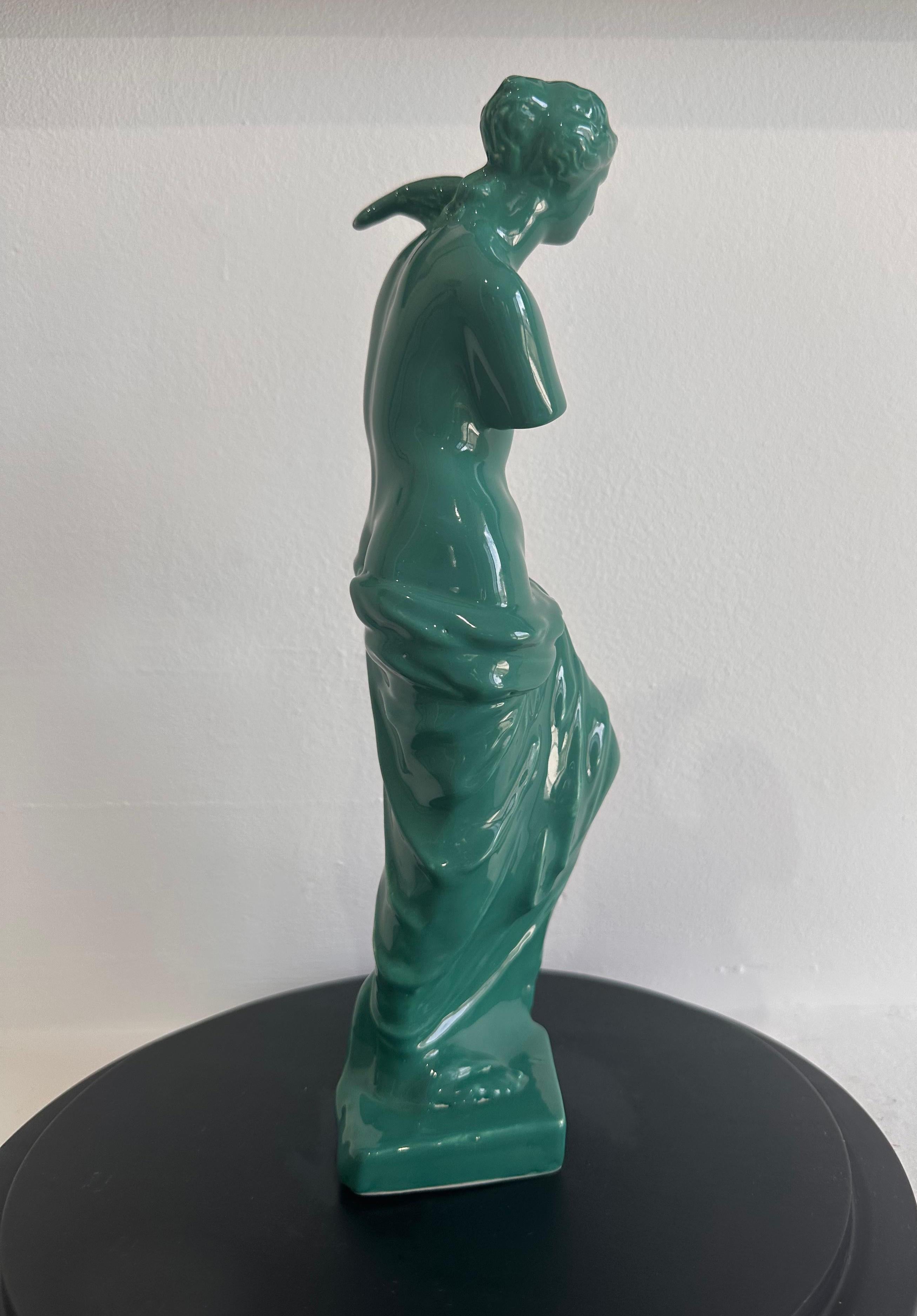 Tropical Venus II. From Venus Nostalgia series - Blue Figurative Sculpture by Paloma Castello