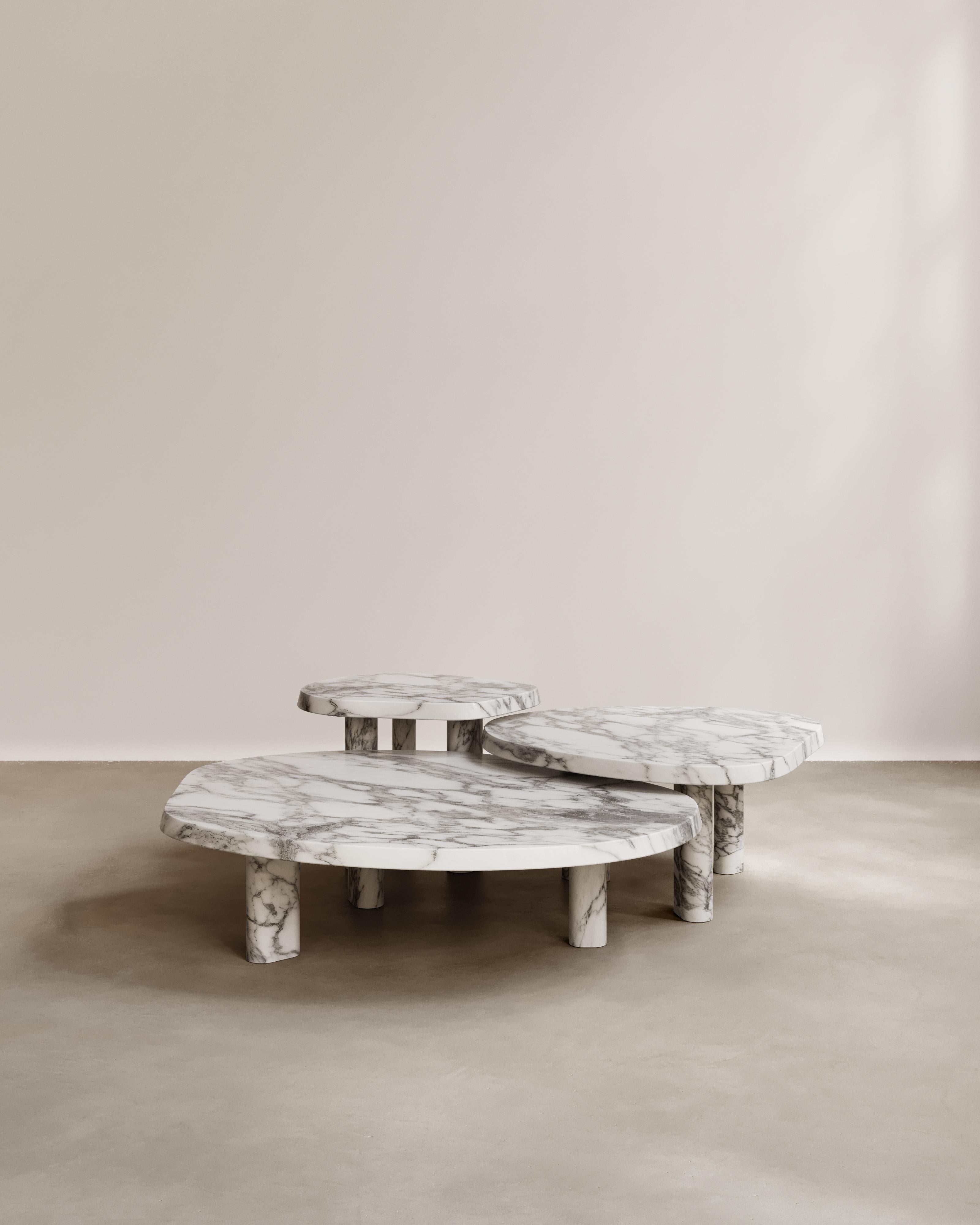 Paloma Editions Table basse Constantin Navona Travertin Neuf - En vente à BONDI JUNCTION, AU