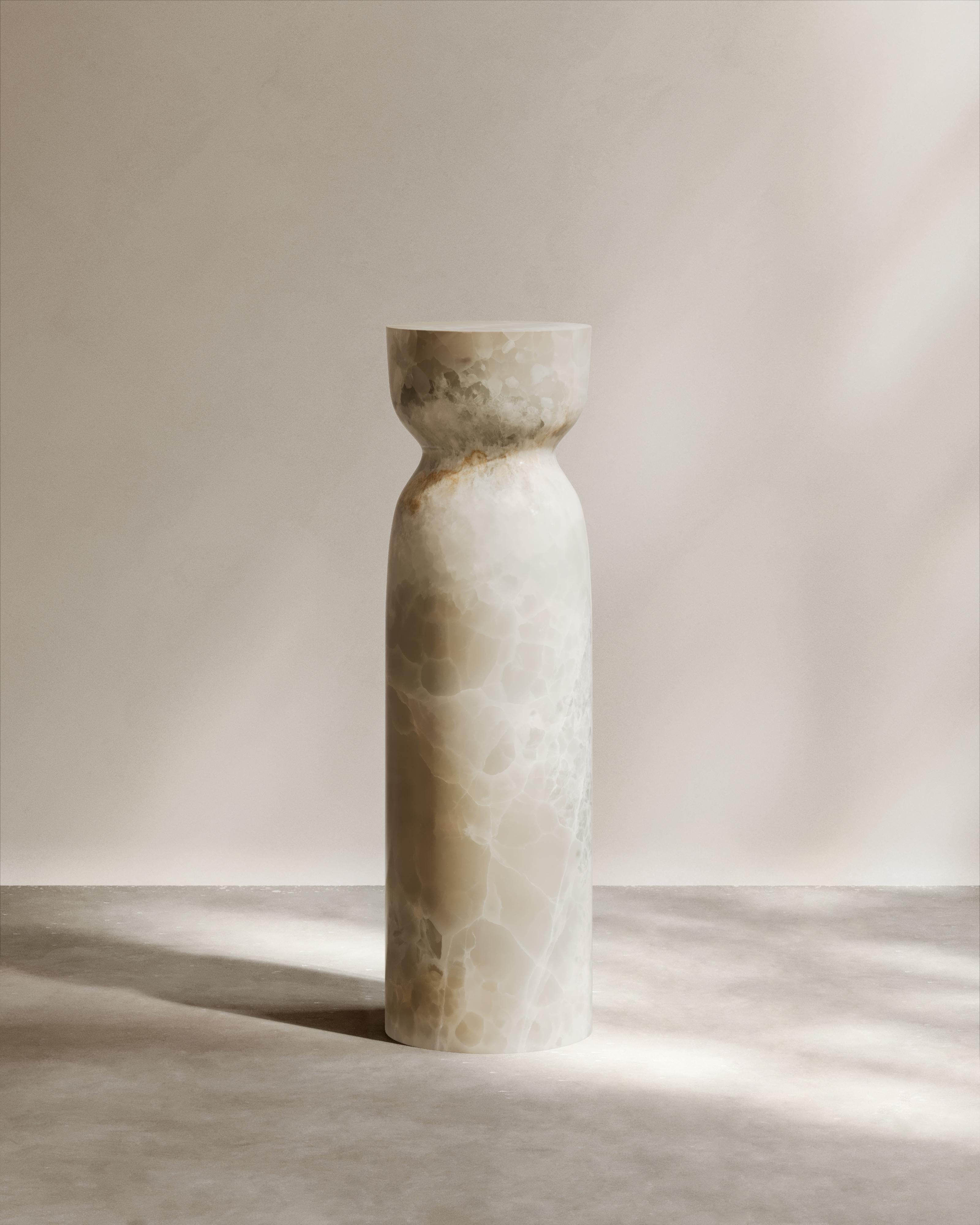 Paloma Editions Dawn Pedestal Navona Travertine In New Condition For Sale In BONDI JUNCTION, AU