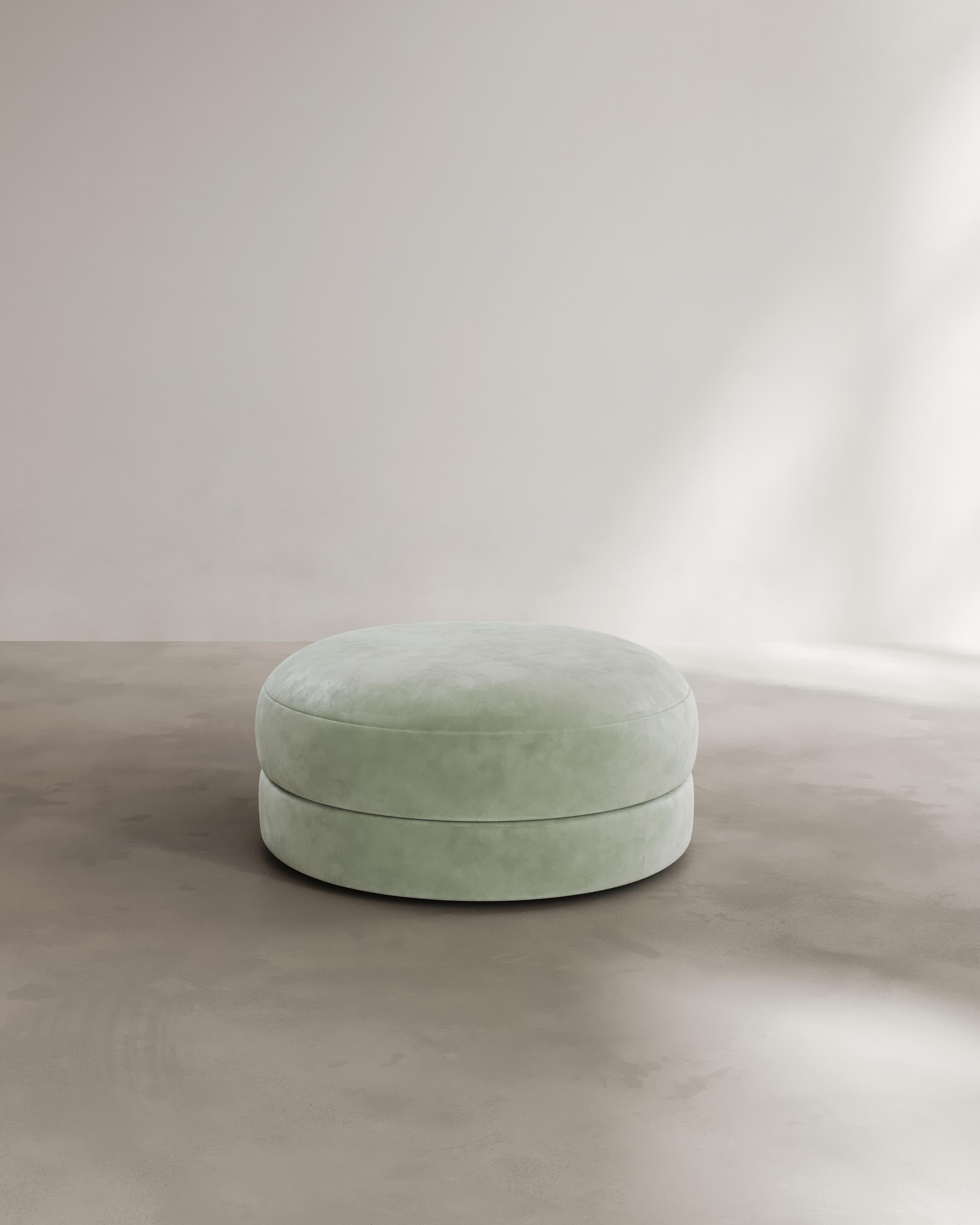 Paloma Editions Palace Ottoman Wool Boucle In New Condition For Sale In BONDI JUNCTION, AU