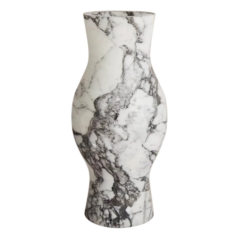 Paloma Editions Rain Vase Arabescato Marble