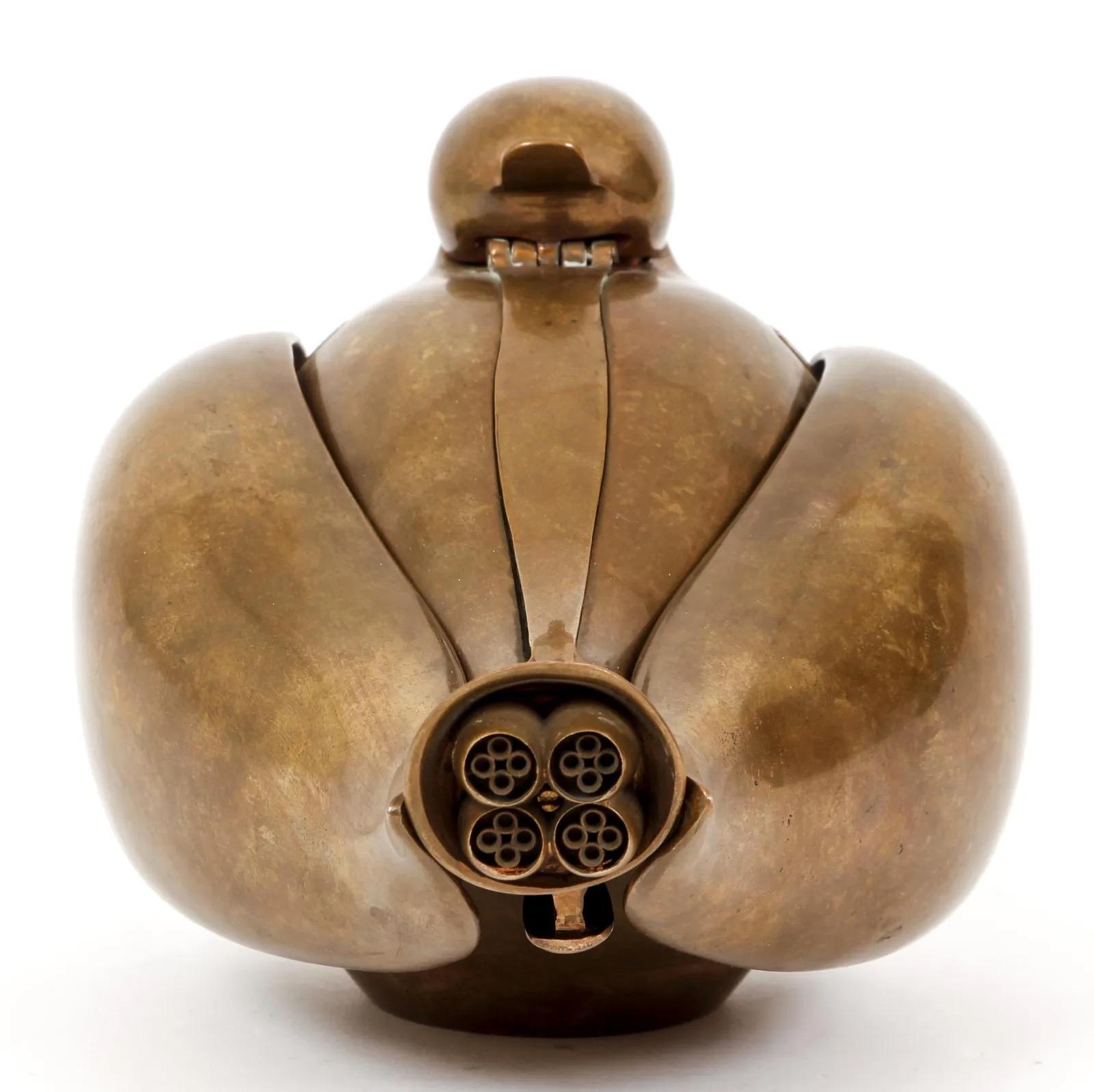 Brass Paloma Jet 'Dove' Teapot, by Miguel Berrocal Made in 1976 For Sale
