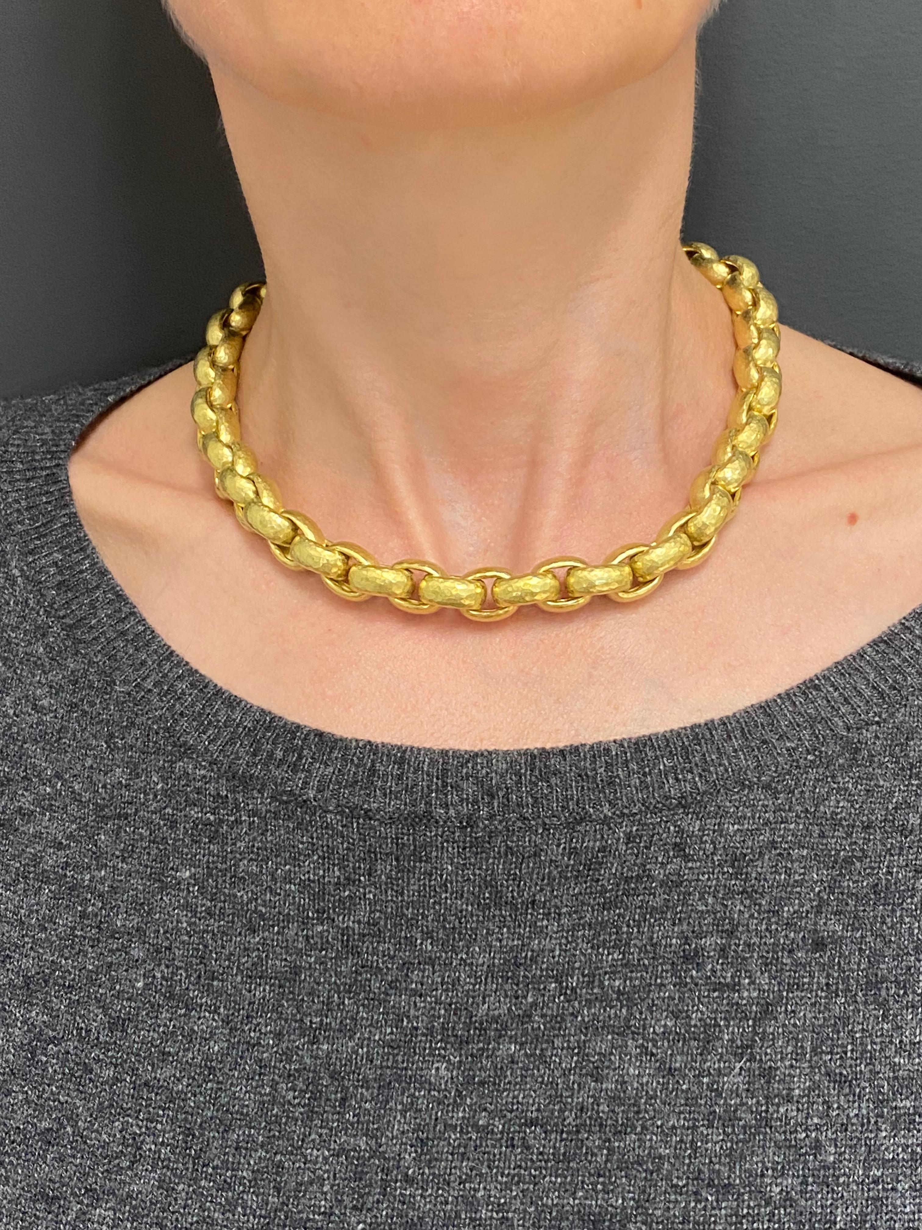 DESIGNER: Paloma Picasso for Tiffany & Co.
CIRCA: 1989
MATERIALS: 18K Yellow Gold
WEIGHT: 110.3 grams
MEASUREMENT: 18