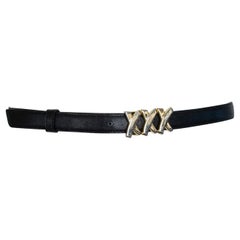 Paloma Picasso Ceinture Triple X Kiss en cuir noir avec pièces en or - M:: 1980