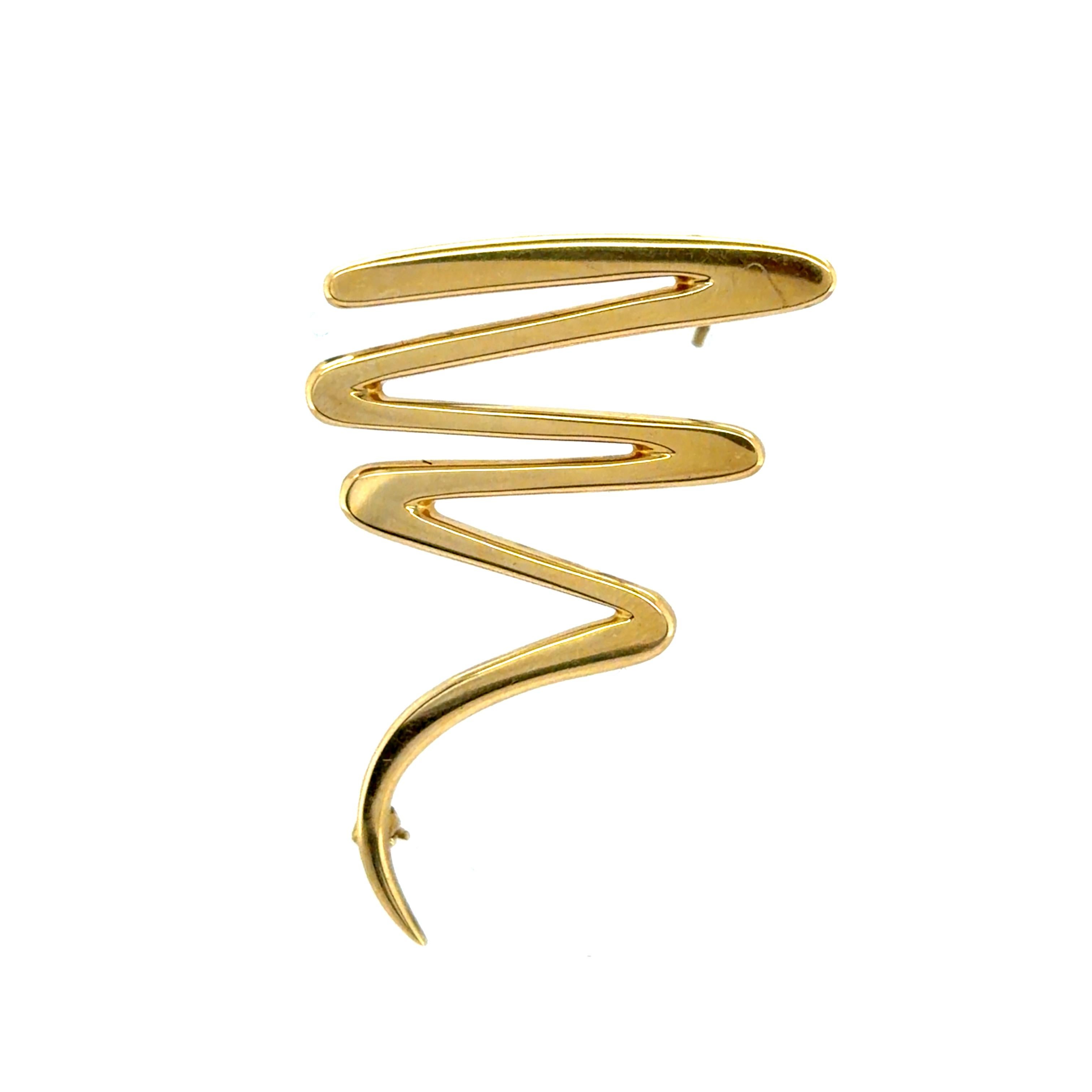 Paloma Picasso for Tiffany & Co. Spilla Zig Zag in oro giallo 18K In condizioni ottime in vendita a Chicago, IL