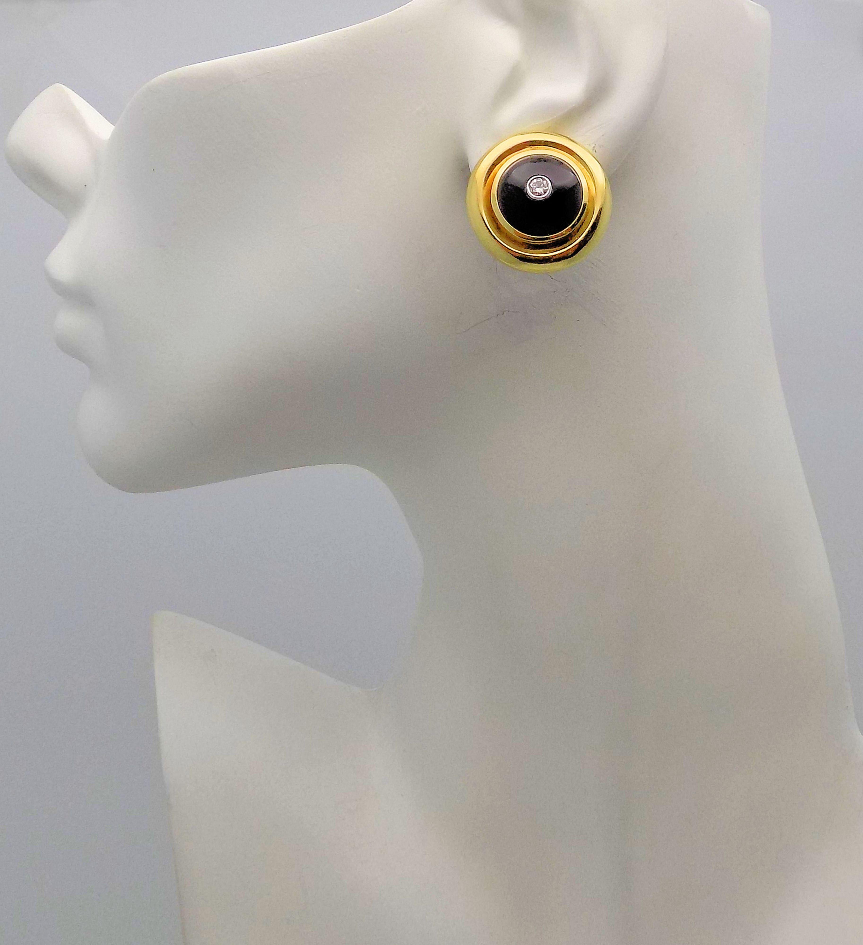 Paloma Picasso for Tiffany & Co. Black Onyx and Diamond Clip Earrings In Excellent Condition For Sale In Dallas, TX