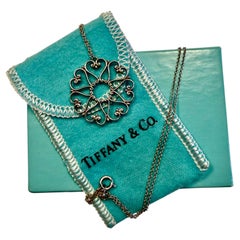 Collana con ciondolo “Venezia Goldoni” in argento sterling firmata Paloma Picasso per Tiffany & Co