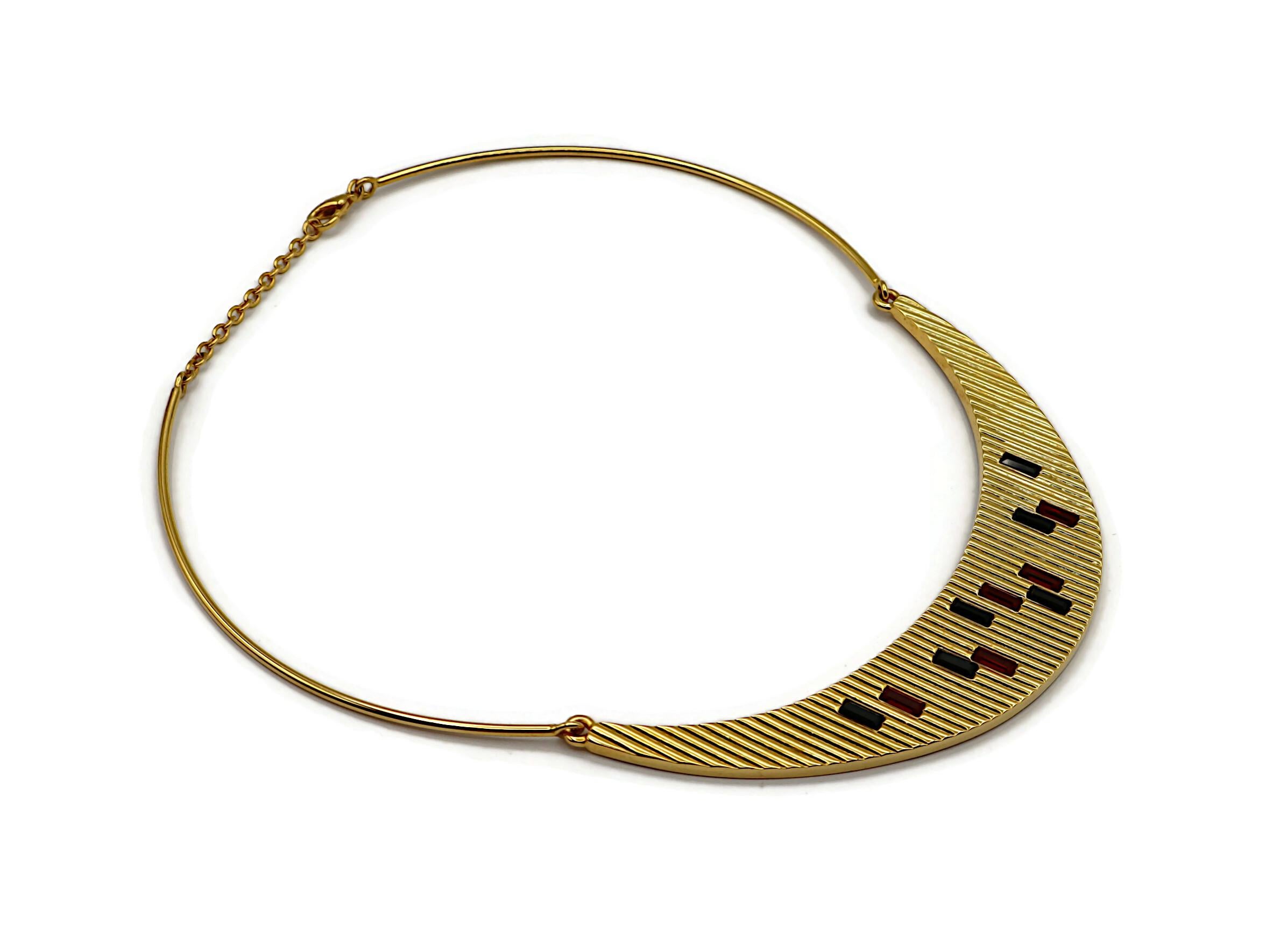 PALOMA PICASSO Parfums Vintage Jewelled Ribbed Design Necklace For Sale 1