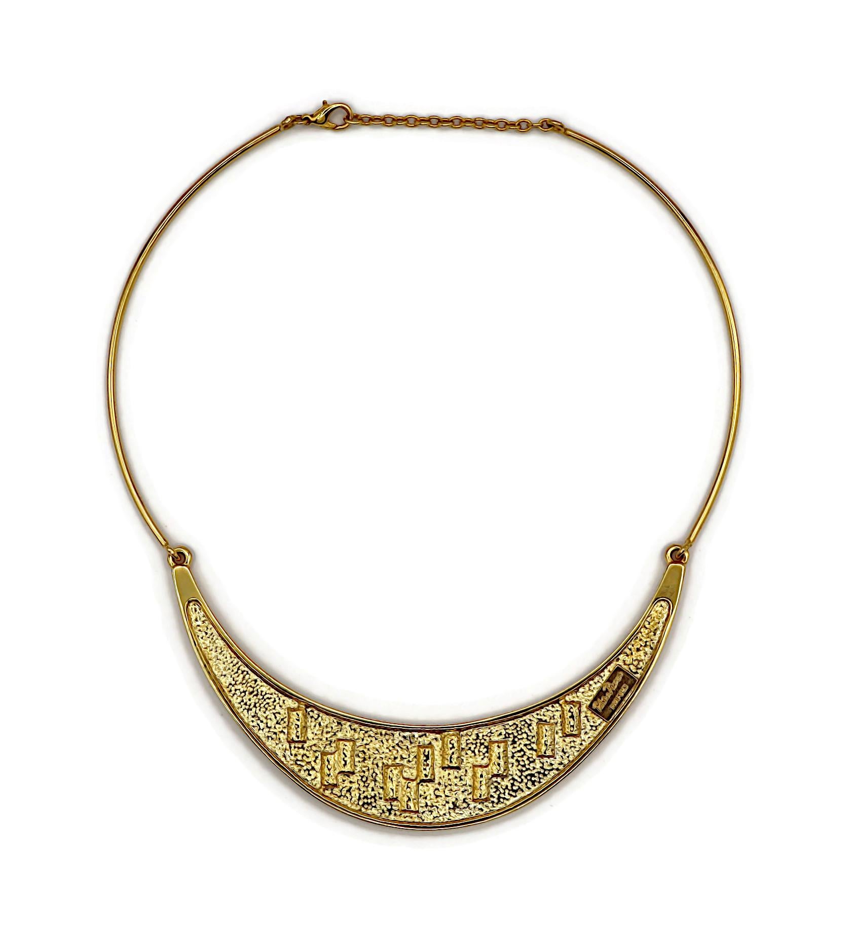 PALOMA PICASSO Parfums Vintage Jewelled Ribbed Design Necklace For Sale 4