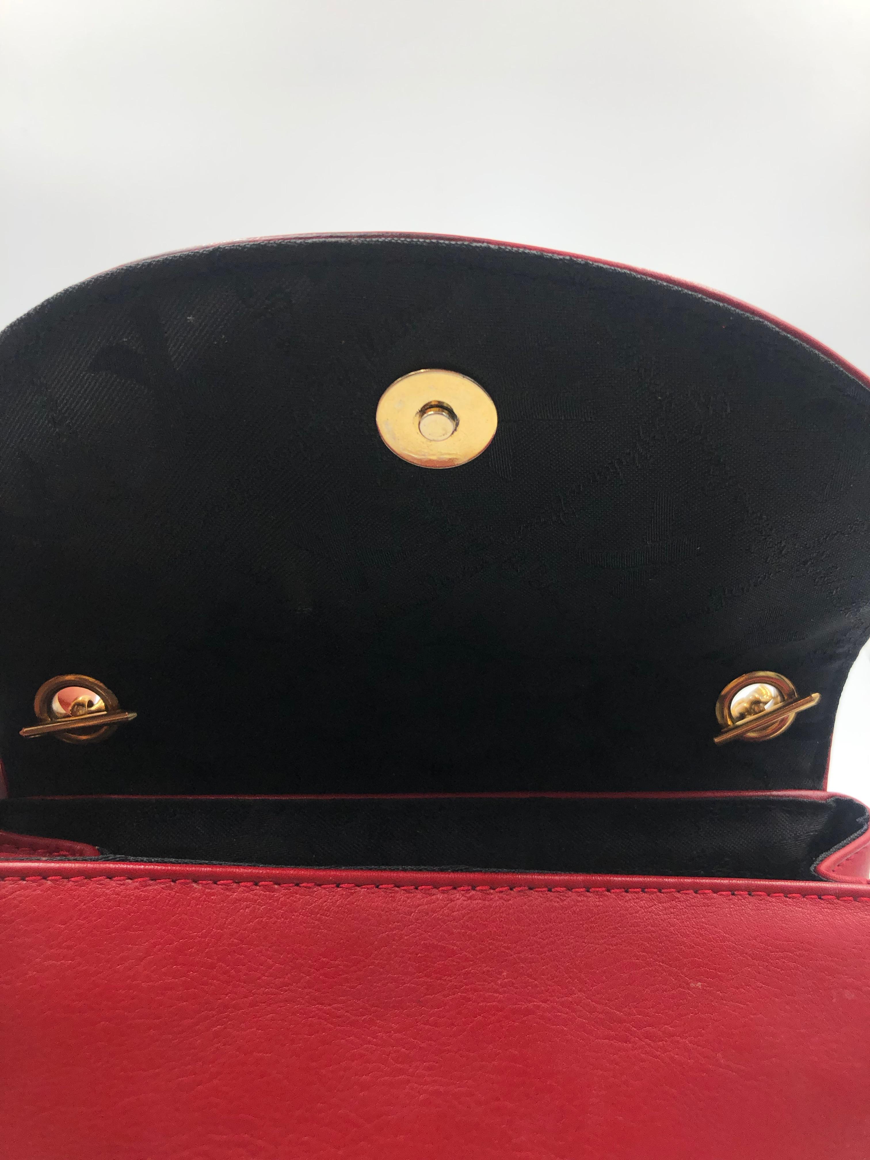 Paloma Picasso Red Leather Gold Chain Crossbody Disco Bag  In Good Condition In Los Angeles, CA