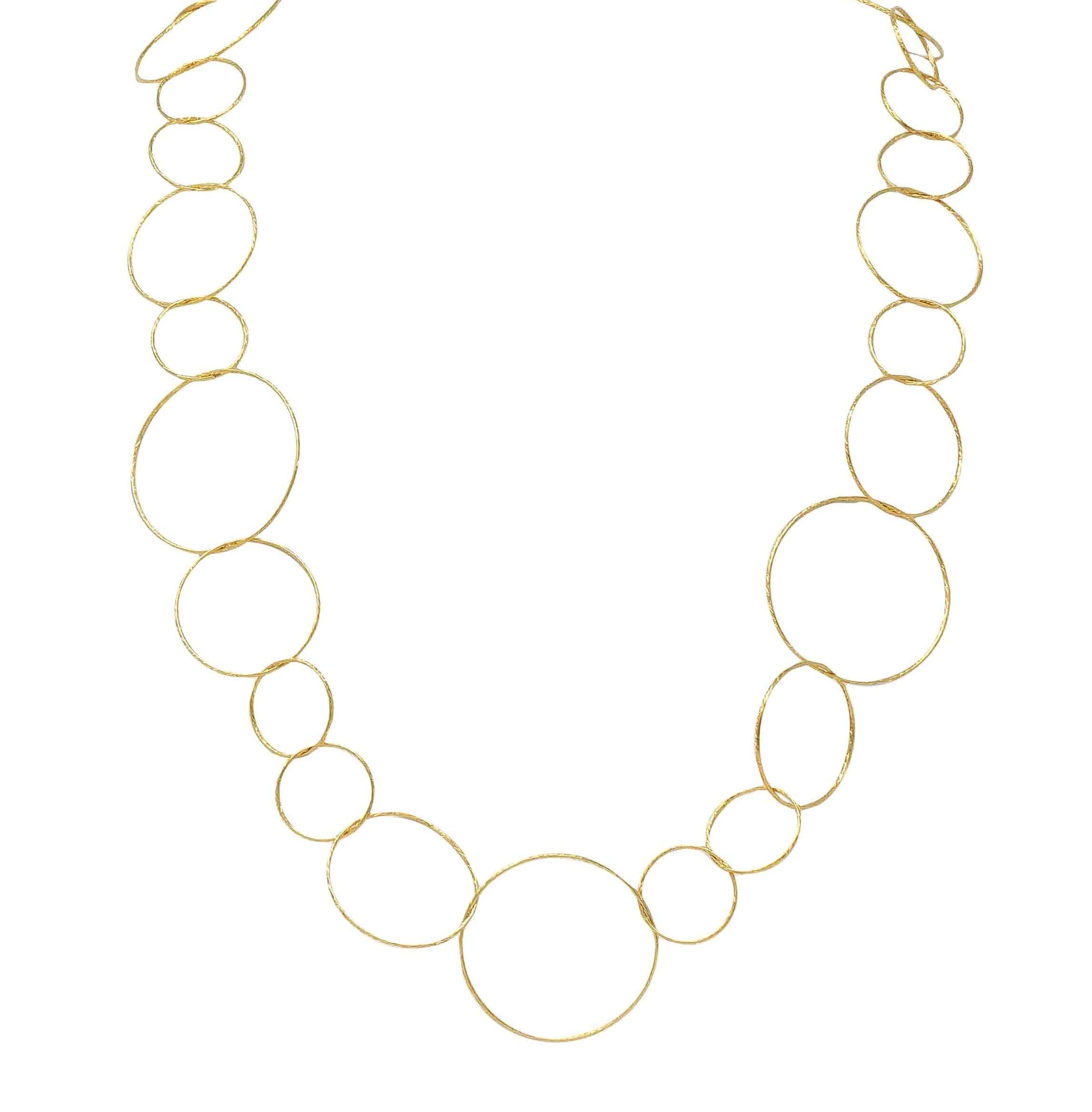Collar de cadena con círculos martillados Paloma Picasso Tiffany & Co. 2000 de oro de 18 quilates en Excelente estado para la venta en Philadelphia, PA