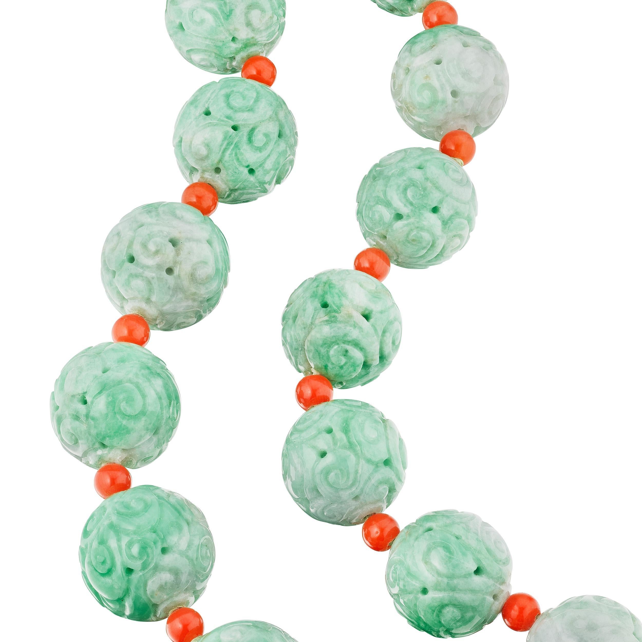Paloma Picasso Tiffany & Co. Carved Jade Coral Gold Modernist Bead Necklace In Excellent Condition In Greenwich, CT