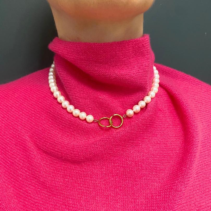 A Paloma Picasso for Tiffany & Co. pearl necklace, featuring an 18k gold clasp.
The strand features luminous pearls with a soft glow that are uniform in size but have a slightly organic feel. What sets this piece apart is the 18k gold clasp. There