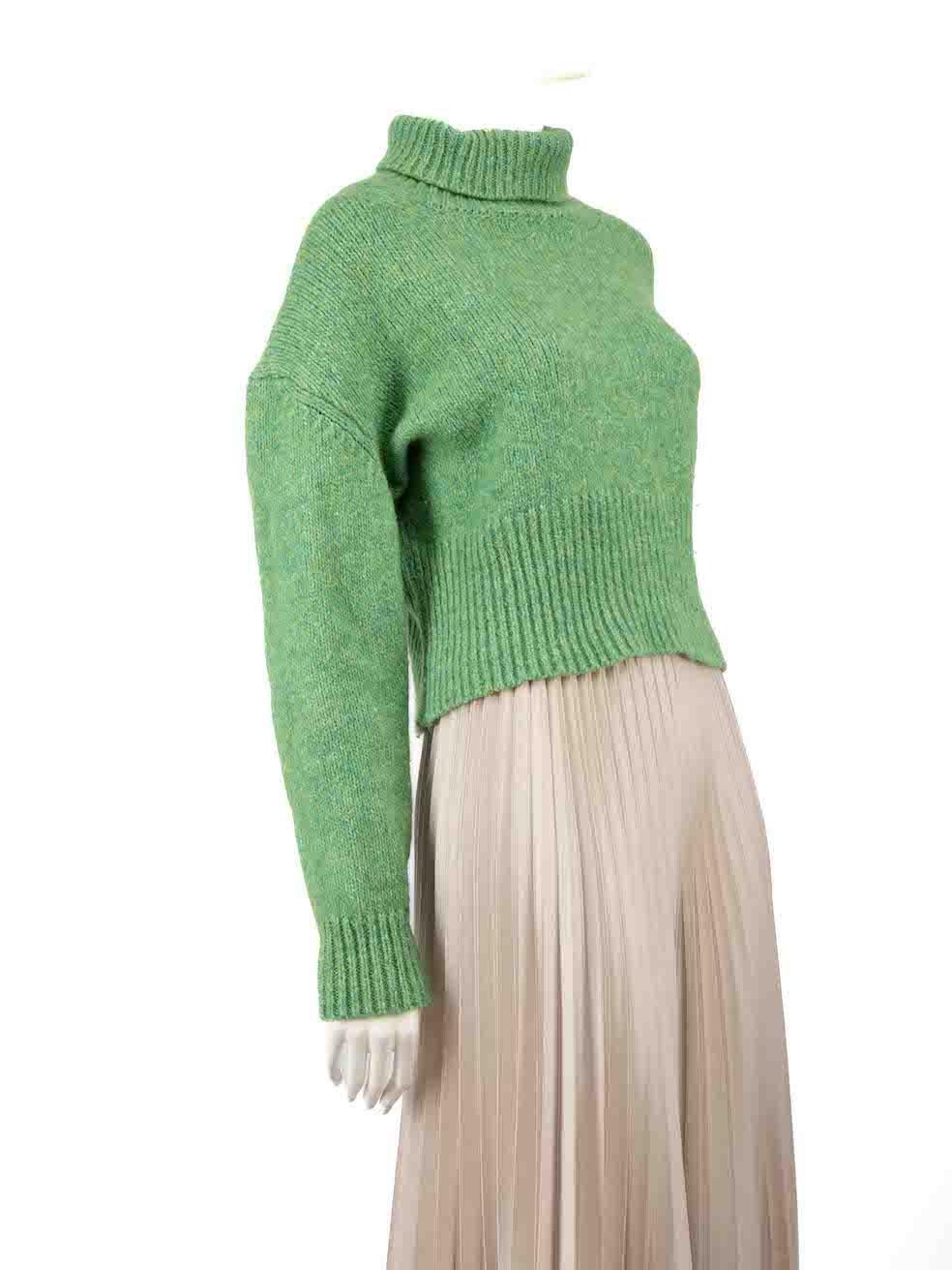 CONDITION is Very good. Minimal wear to jumper is evident. Minimal pilling to overall material on this used Paloma Wool designer resale item.
 
 
 
 Details
 
 
 Green
 
 Cotton
 
 Knit jumper
 
 Turtleneck
 
 Long sleeves
 
 Cropped fit
 
 
 
 
 
