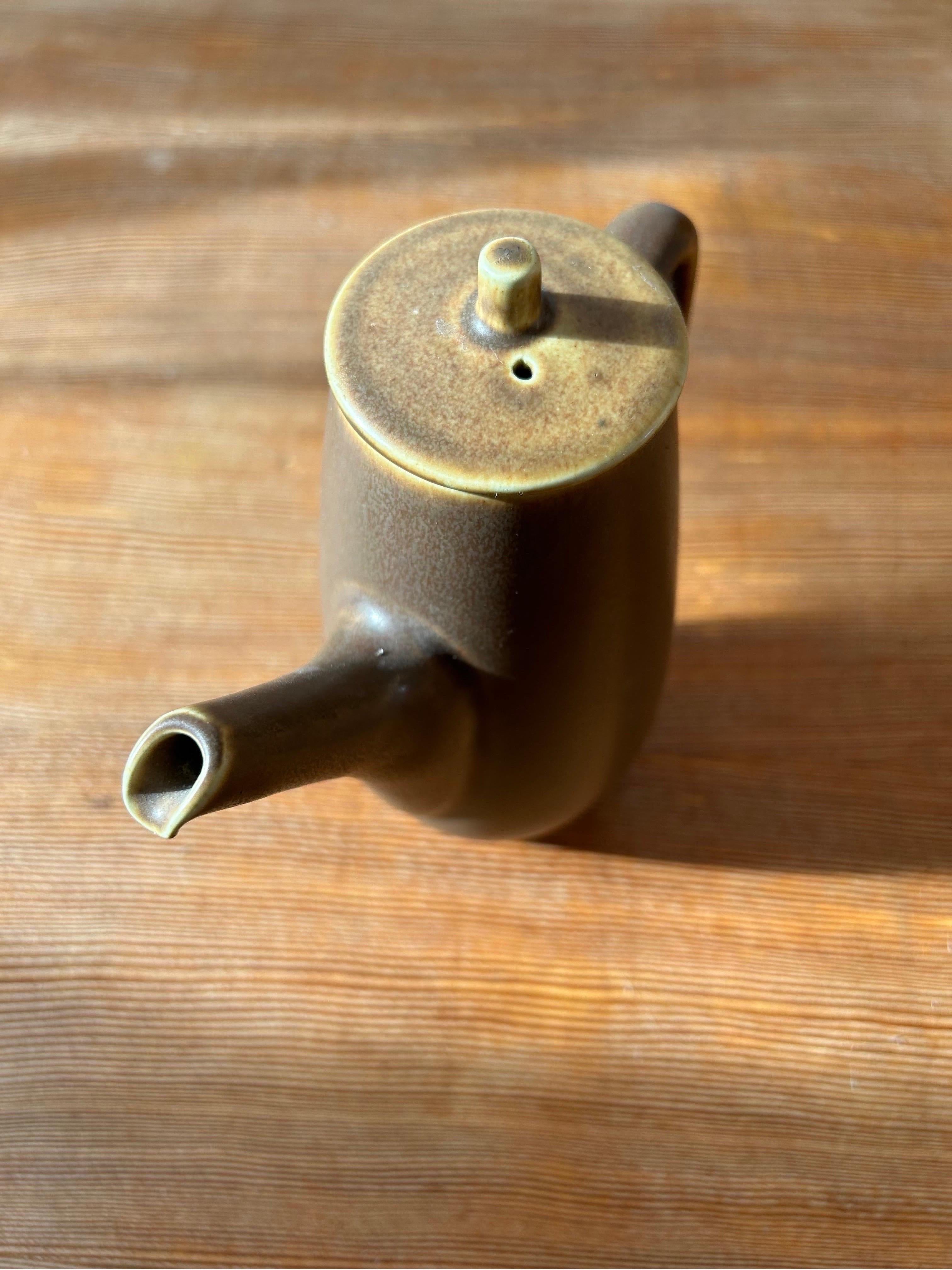 Palshus Kaffeekanne und Milchkännchen 1960er Jahre  (Keramik) im Angebot