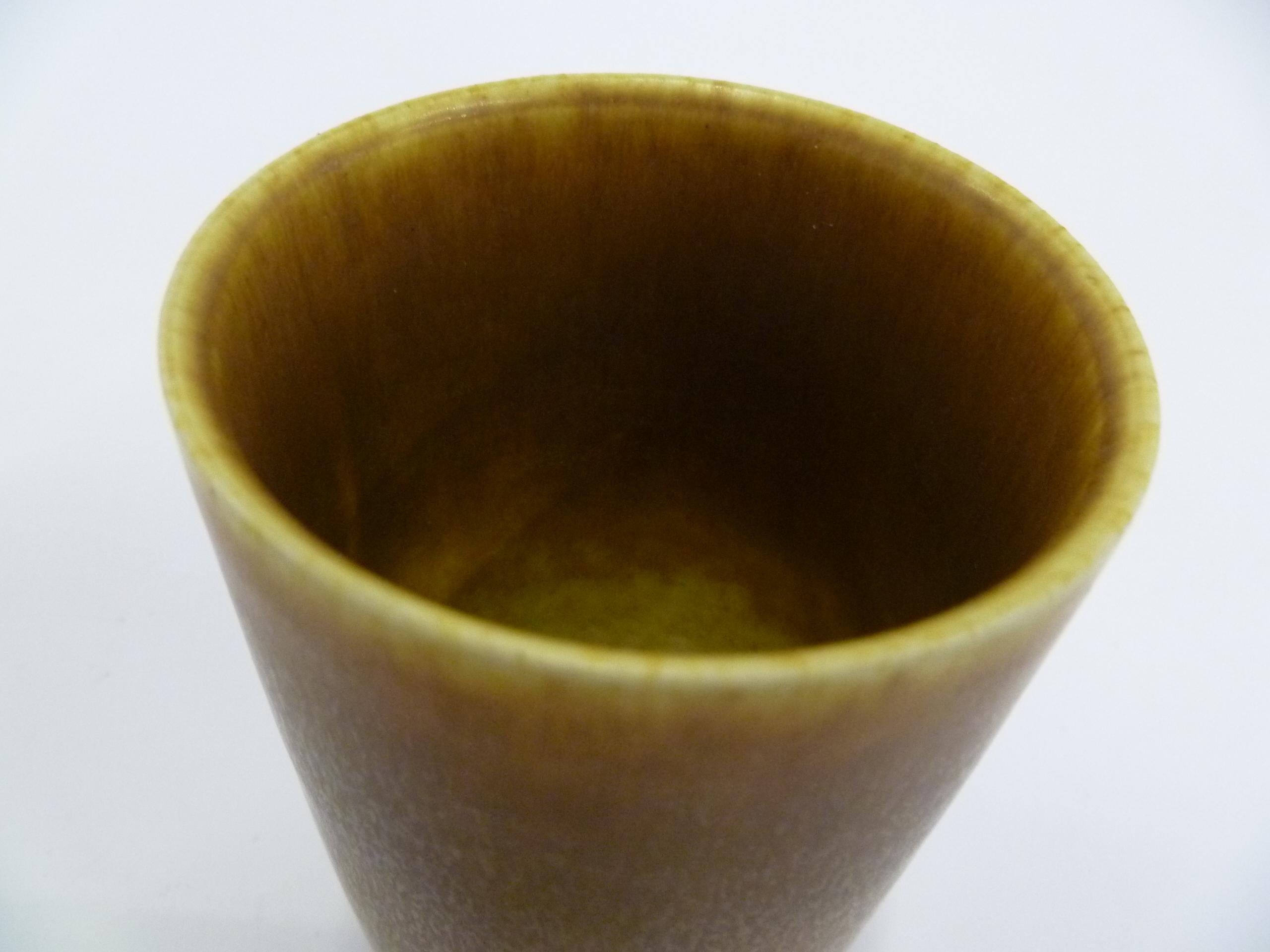 Palshus Danish Modern Stoneware Vessel by Per Linnemann Schmidt, Denmark, 1960s In Good Condition In Miami, FL