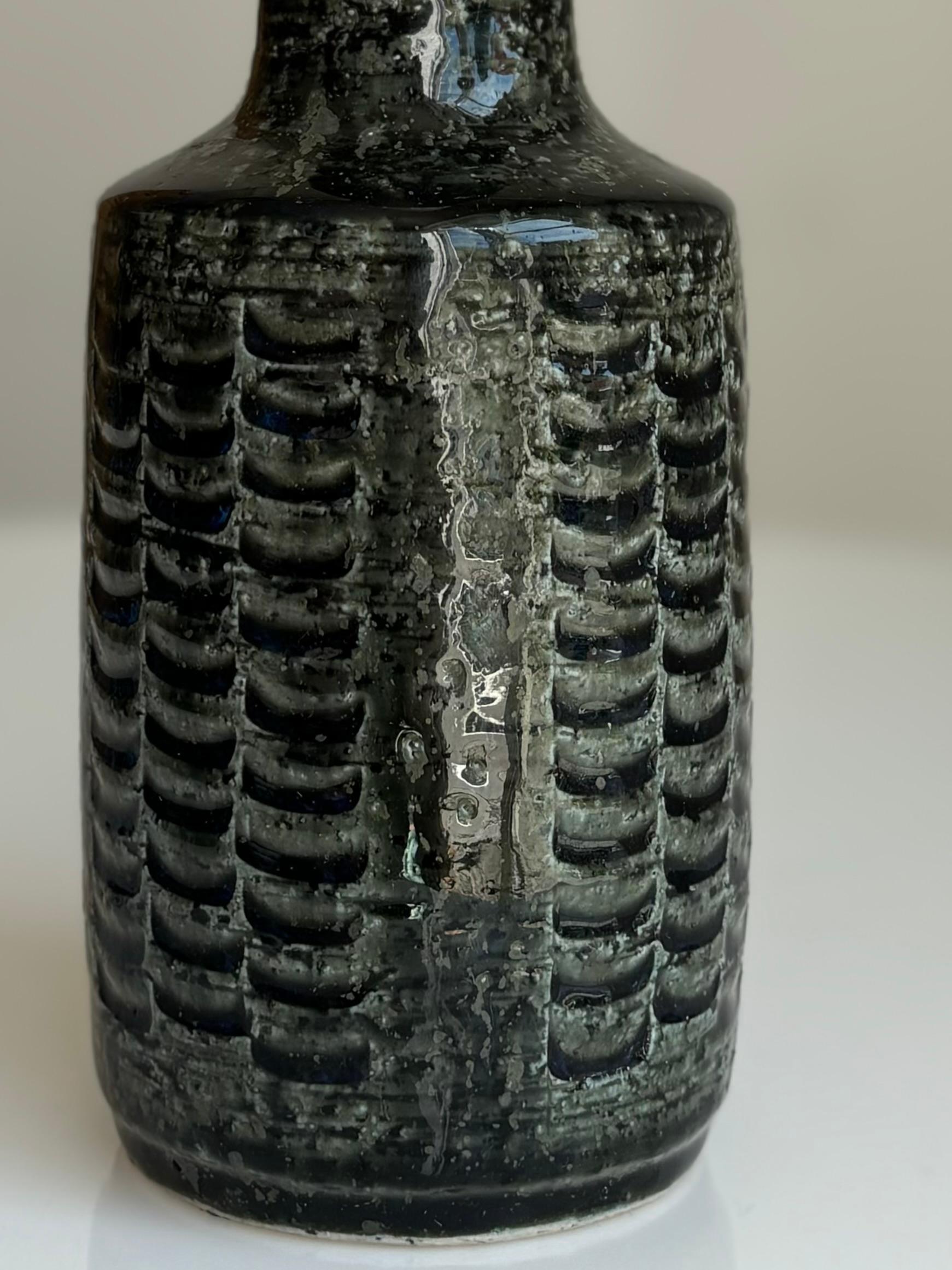 Céramique Palshus Lampe de table en grès vert mousse foncé, années 1950 en vente