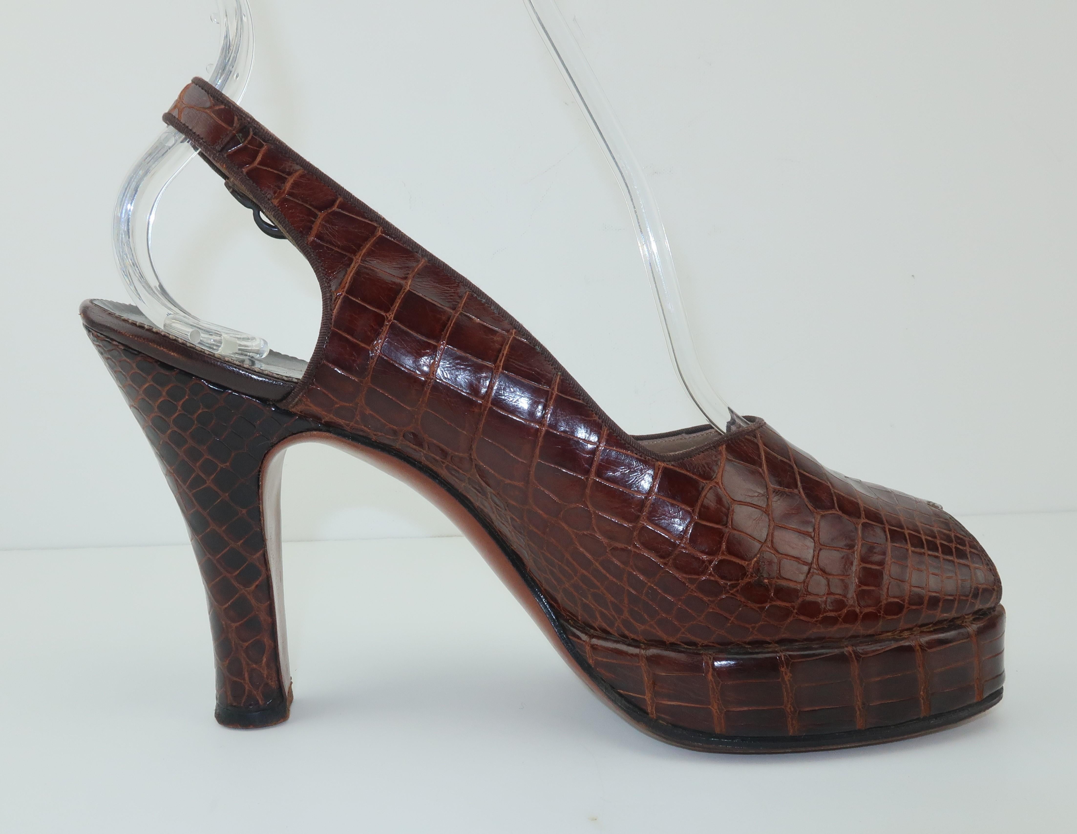 Palter DeLiso 1940's Alligator Peep Toe Platform Shoes Sz 7AA In Good Condition In Atlanta, GA