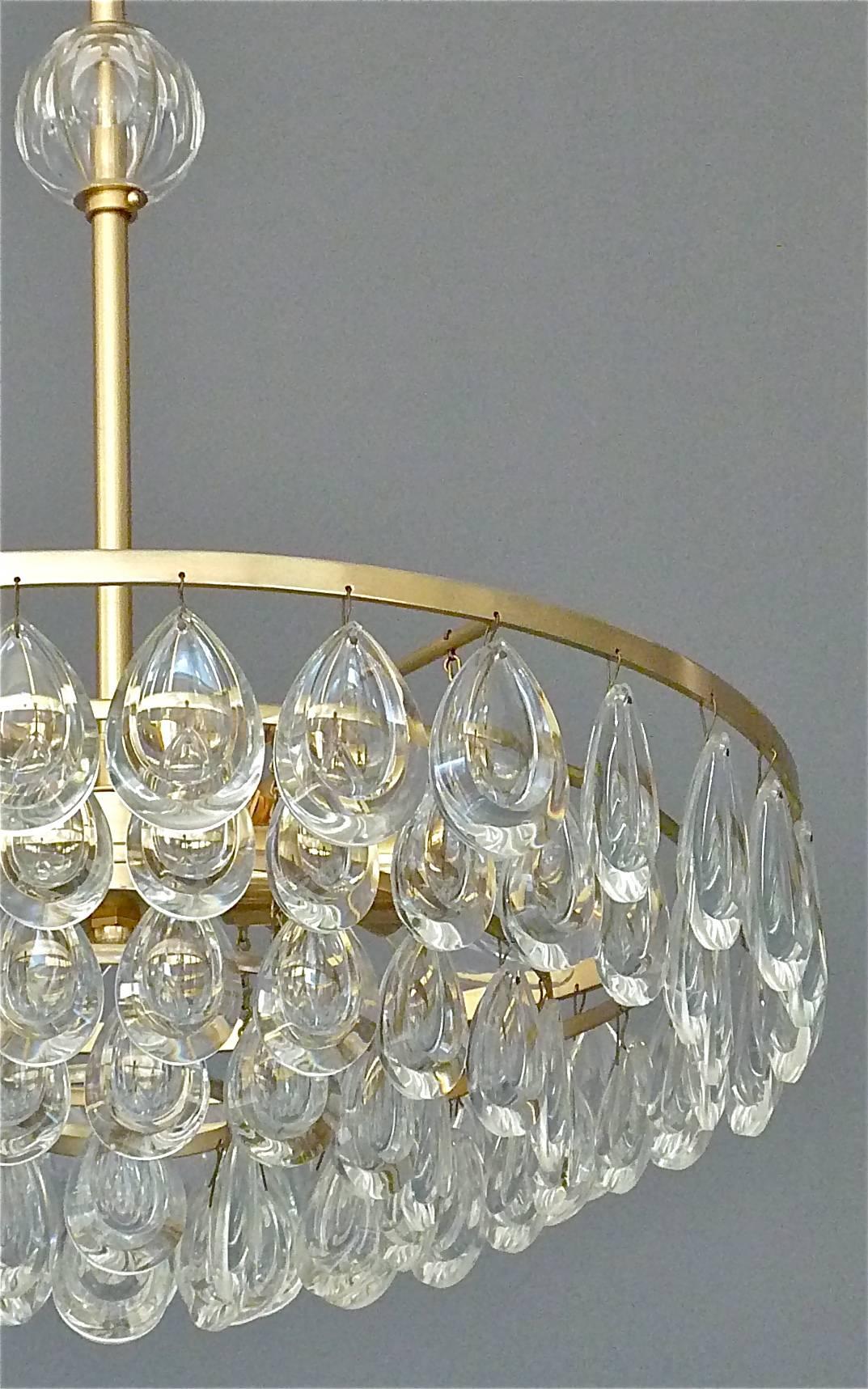 Midcentury Palwa Chandelier Faceted Crystal Glass Germany 1960s In Good Condition For Sale In Nierstein am Rhein, DE