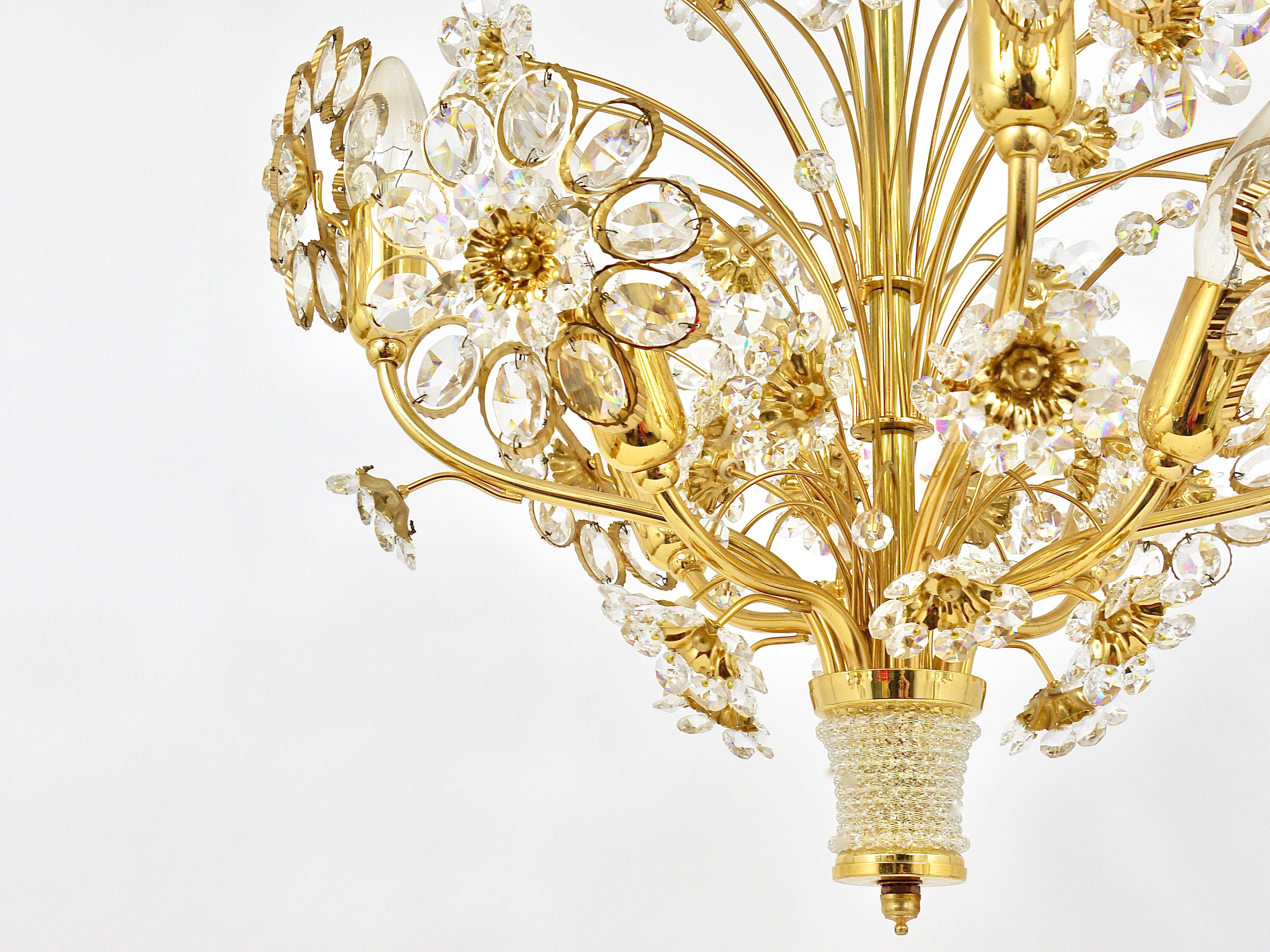 Palwa Bunch of Flowers Chandelier, Gilt Brass and Faceted Crystals, 1970s For Sale 8