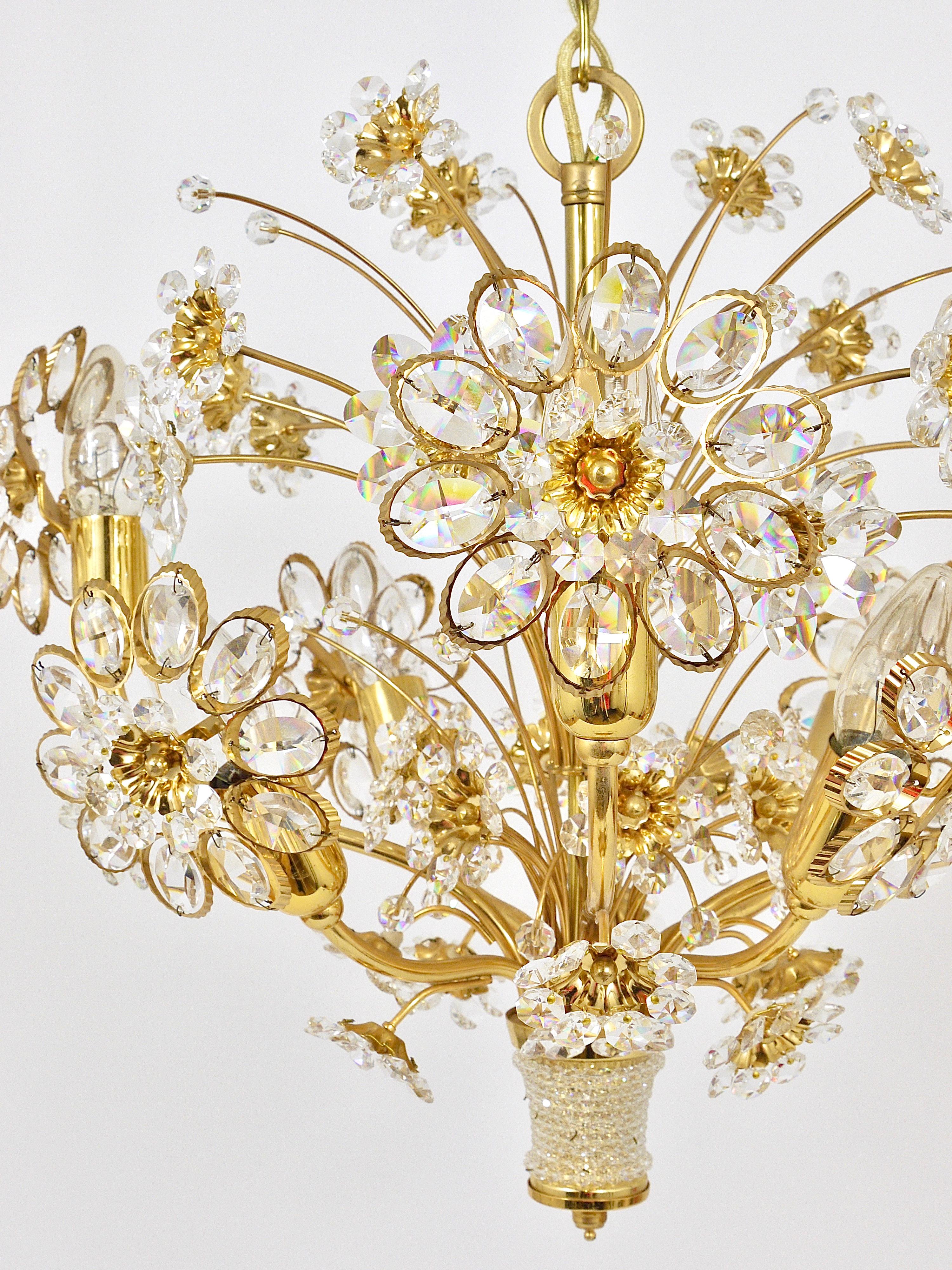 Palwa Bunch of Flowers Chandelier, Gilt Brass and Faceted Crystals, 1970s In Good Condition For Sale In Vienna, AT