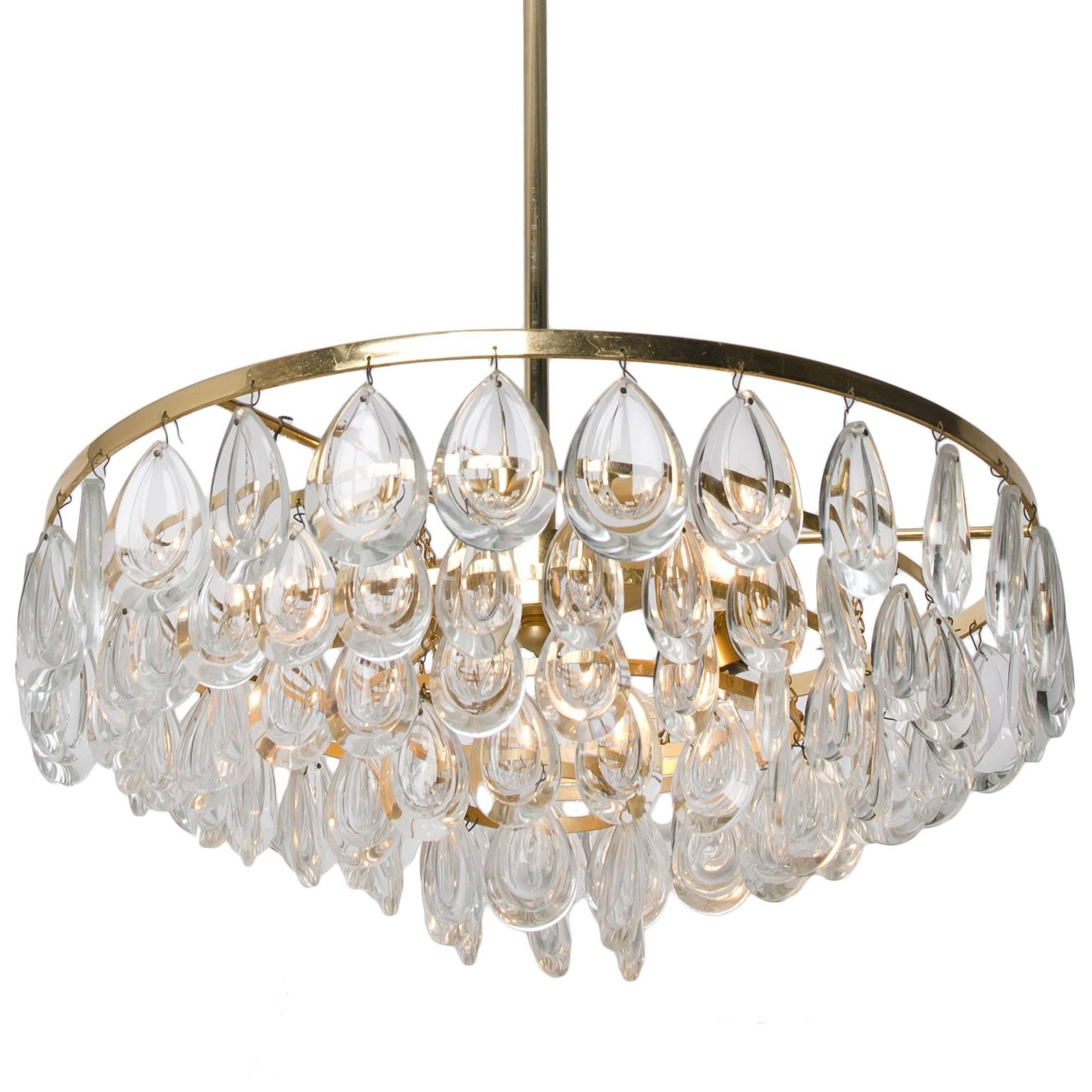 Mid-Century Modern Palwa Chandelier, Gilded Brass and Faceted Crystal, 1960s For Sale