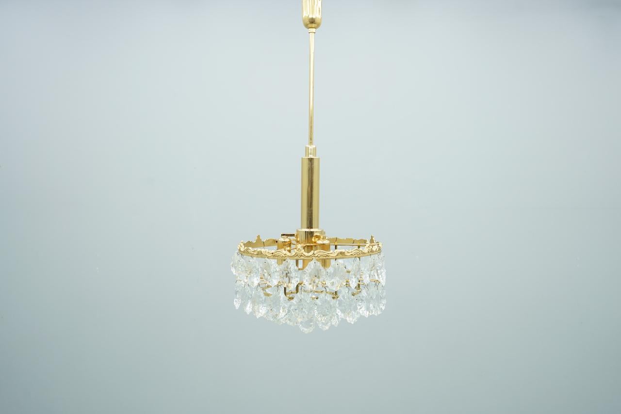 Palwa Crystal Glass and Brass Chandelier, 1960s For Sale 1