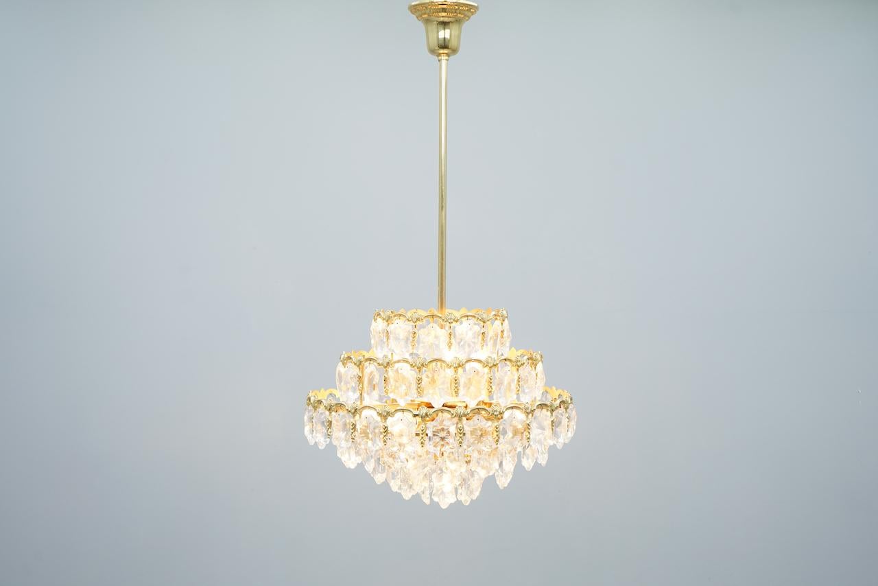 Palwa Crystal Glass and Brass Chandelier, 1960s For Sale 4