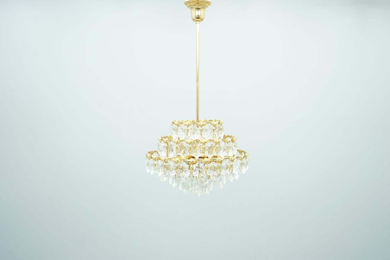 Mid-Century Modern Palwa Crystal Glass and Brass Chandelier, 1960s For Sale