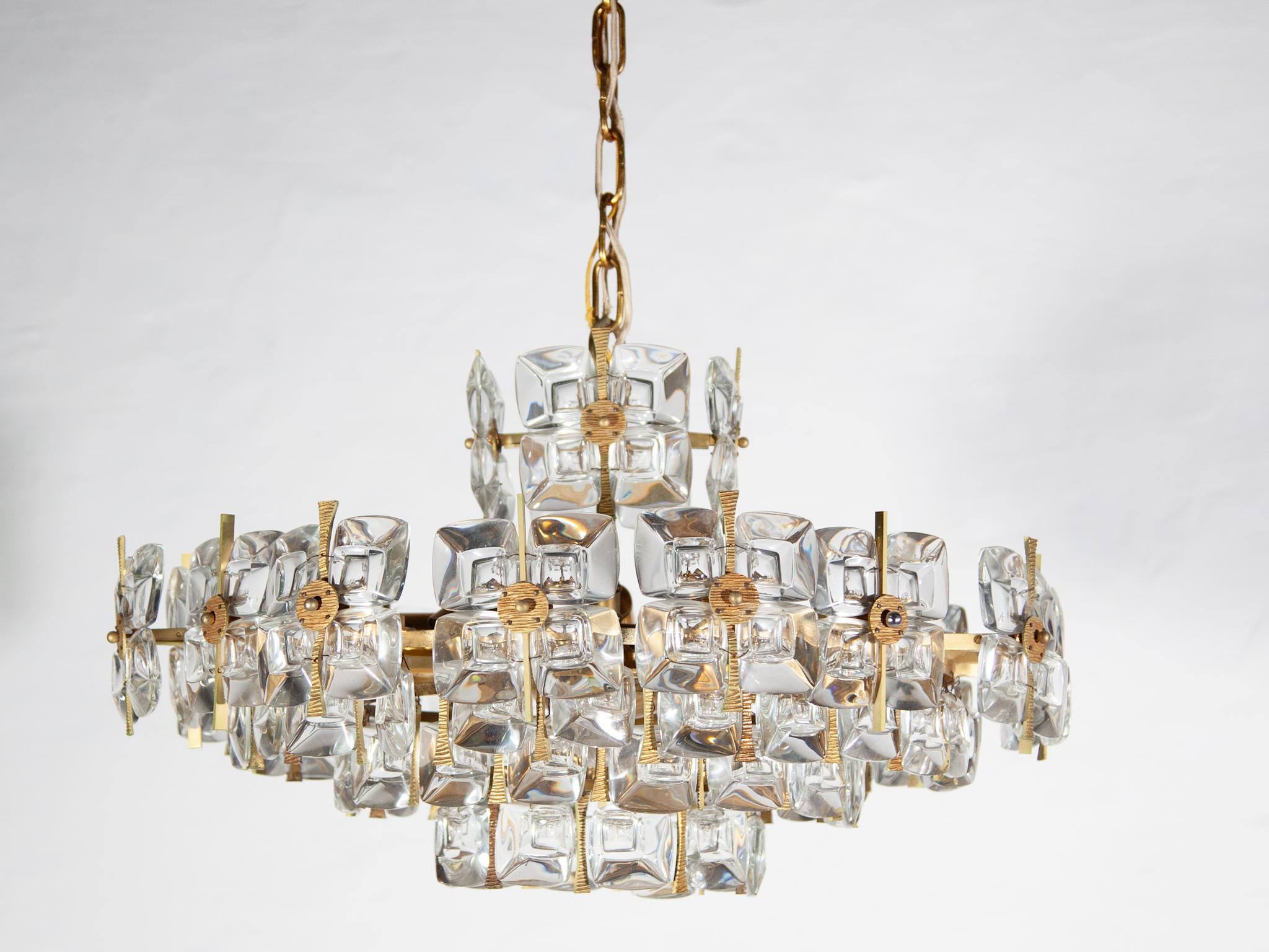 Palwa Large Chandelier, 1970s Chrystal Facetted and Brass, Germany For Sale 5