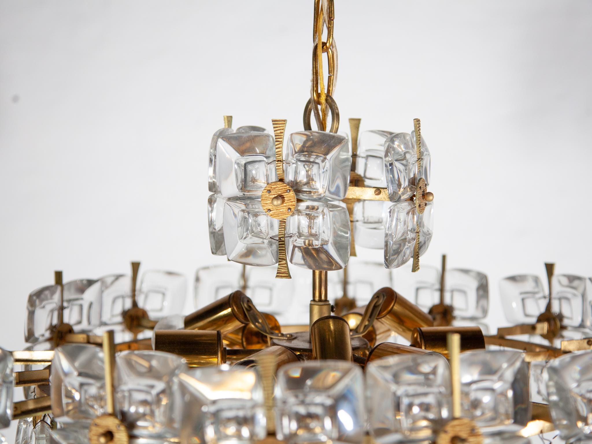 Palwa Large Chandelier, 1970s Chrystal Facetted and Brass, Germany For Sale 1