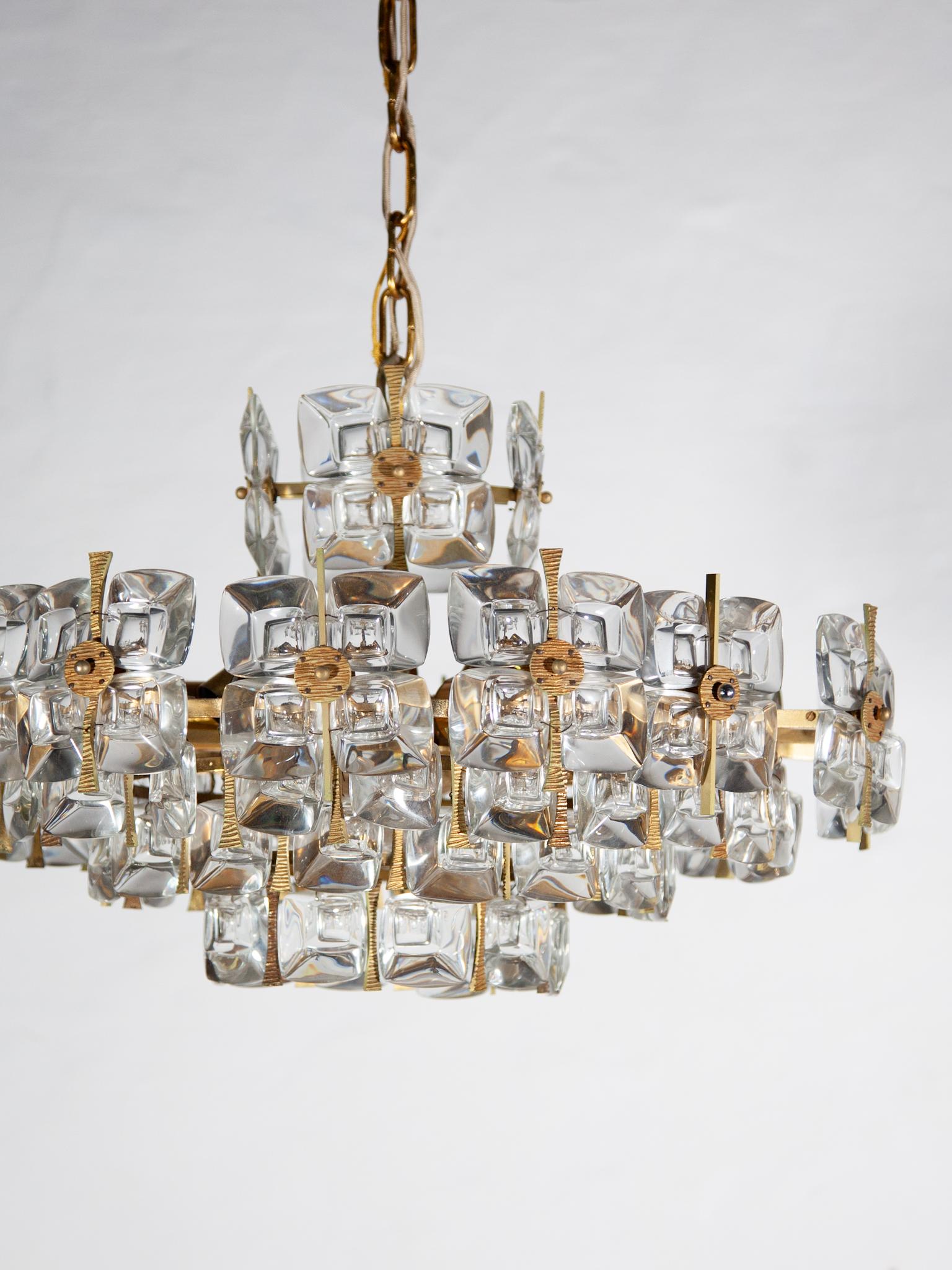 Palwa Large Chandelier, 1970s Chrystal Facetted and Brass, Germany For Sale 3