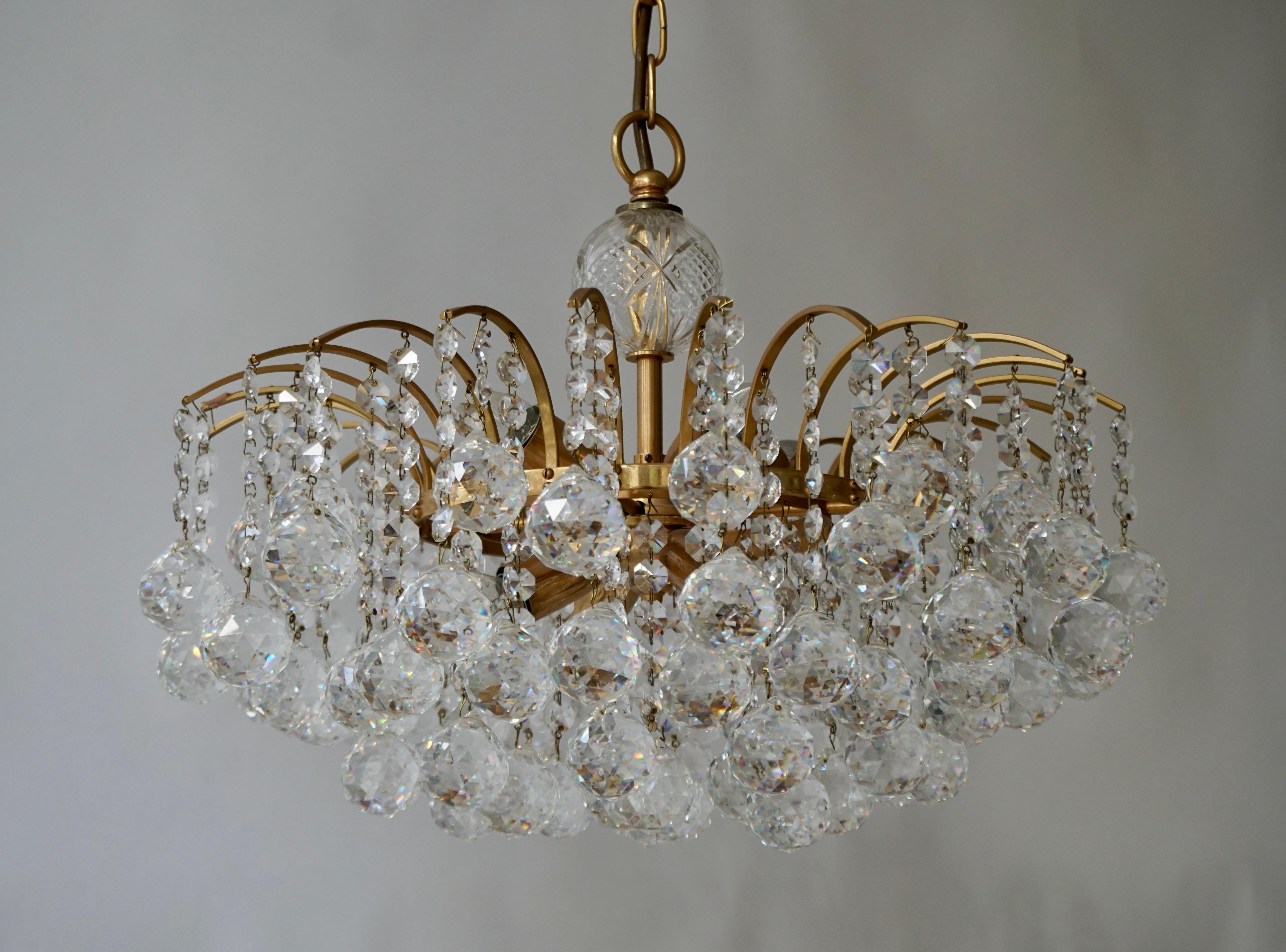 Palwa or Palme Gilt Brass Faceted Crystal Glass Chandelier, 1960-1970s For Sale 5