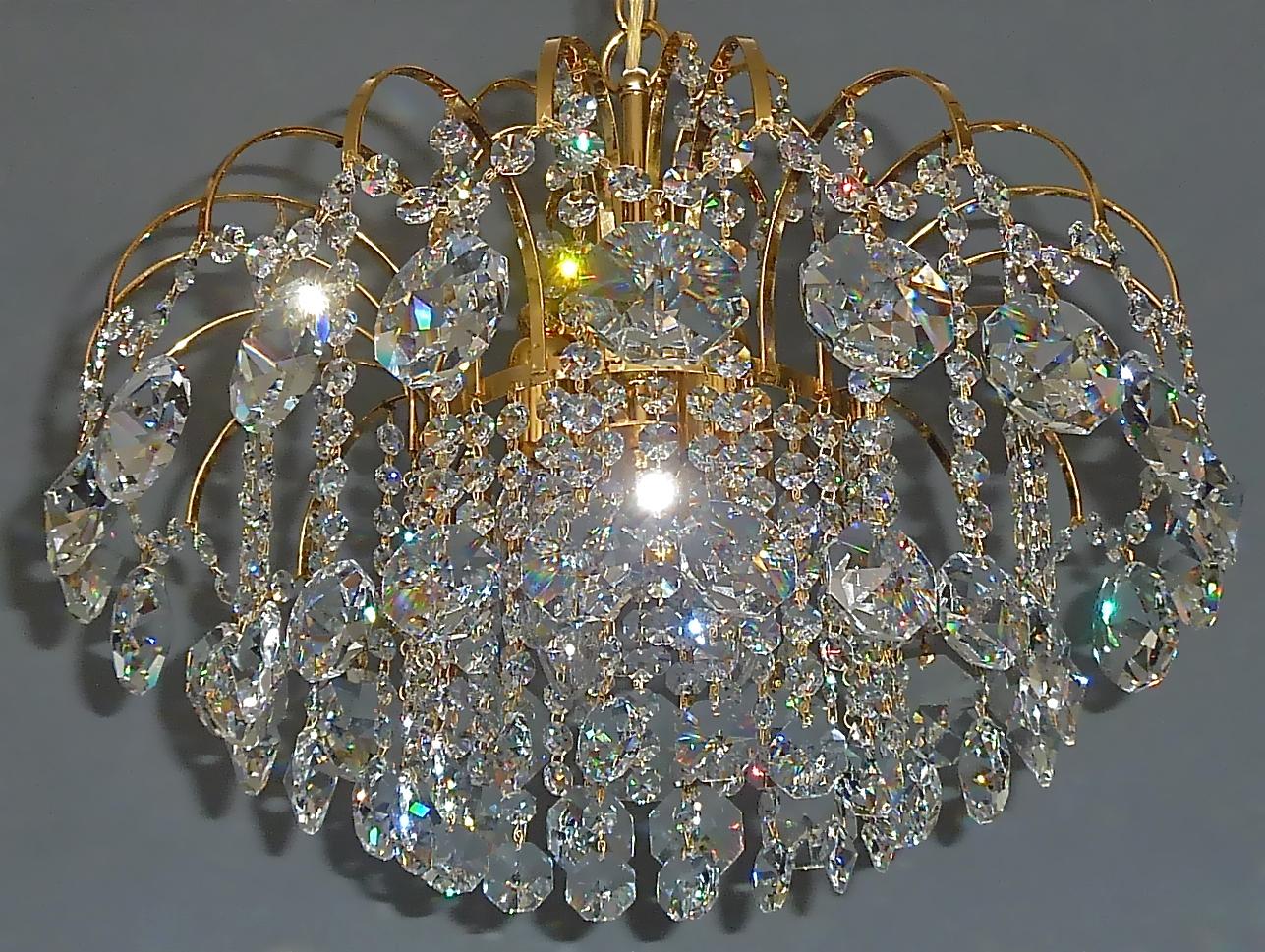 Palwa or Palme Gilt Brass Faceted Crystal Glass Sputnik Chandelier, 1960-1970s For Sale 10