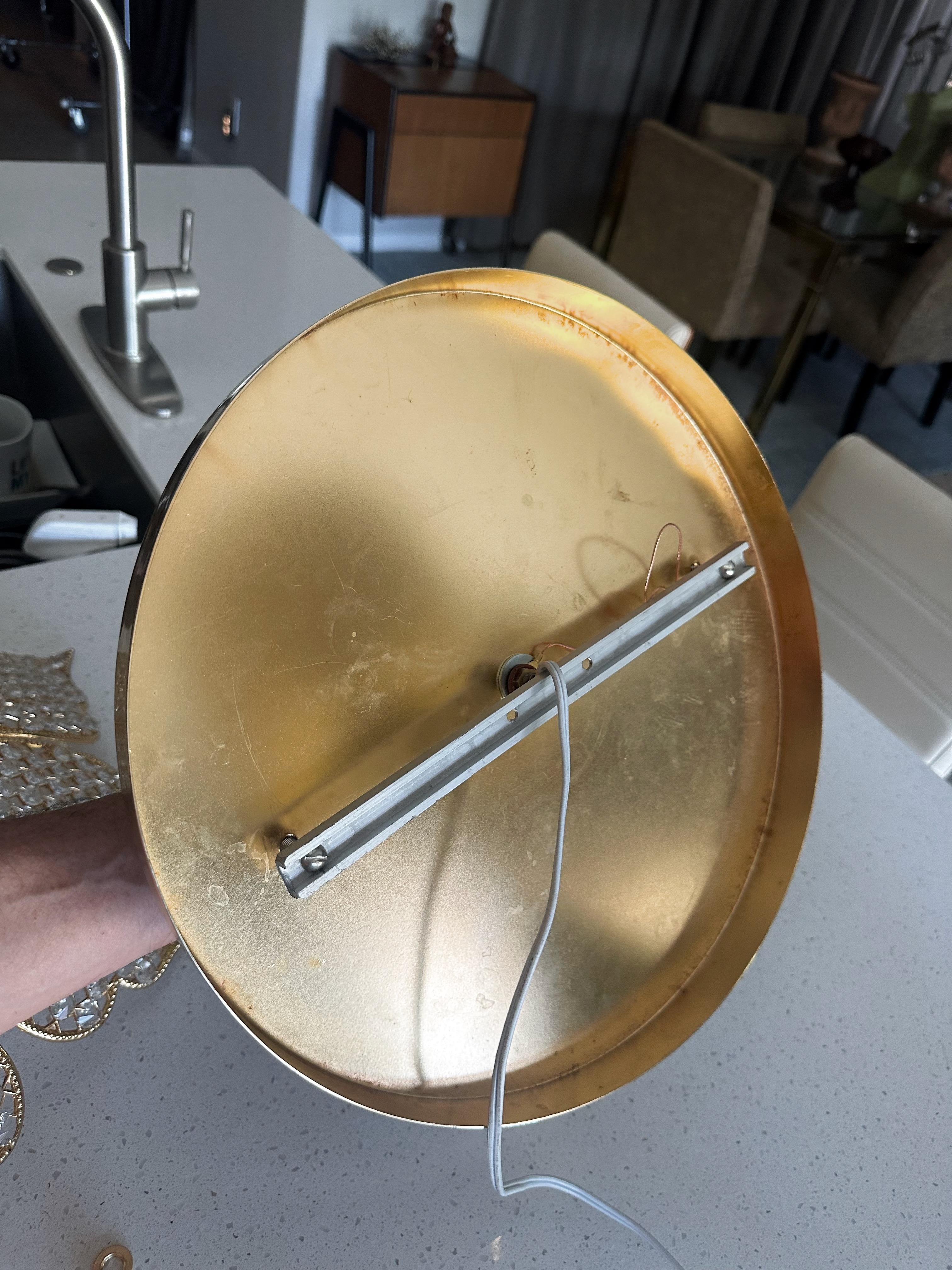 Palwa Pedal Flower Shape Gold Crystal Flushmount Ceiling Light (Plafonnier en forme de fleur en cristal doré) en vente 11