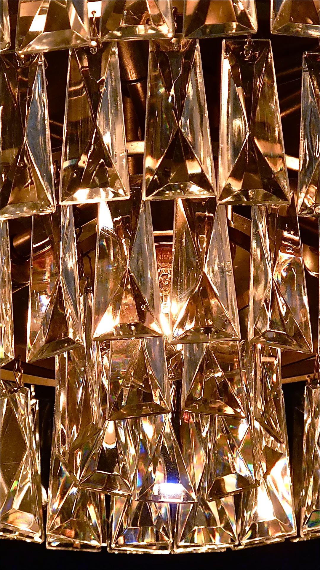 Grand lustre encastré Palwa en acier et verre de cristal facetté des années 1960 en vente 2