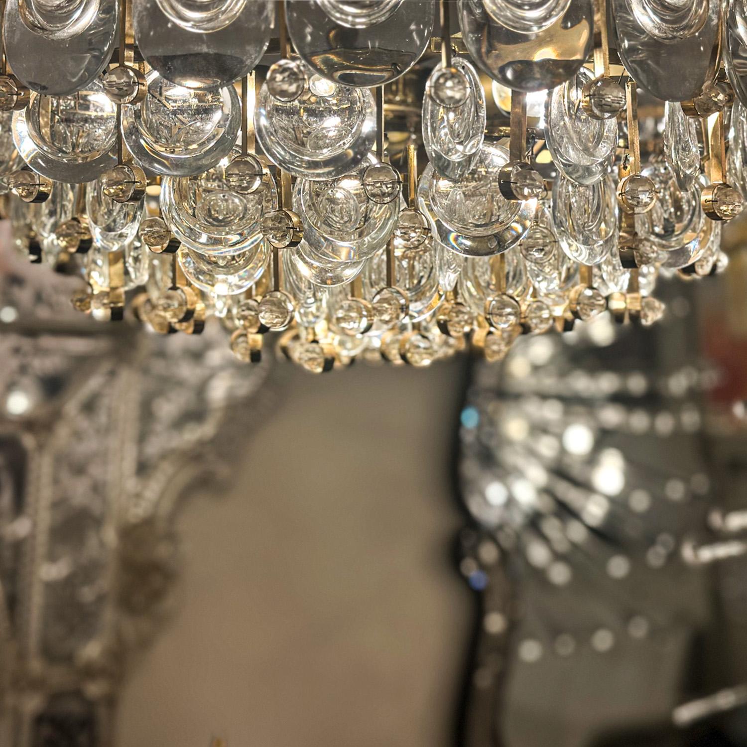 lampadari con gocce di cristallo