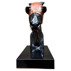 Sculpture de cheval de course en bronze de Pam Foss Studio Gallery