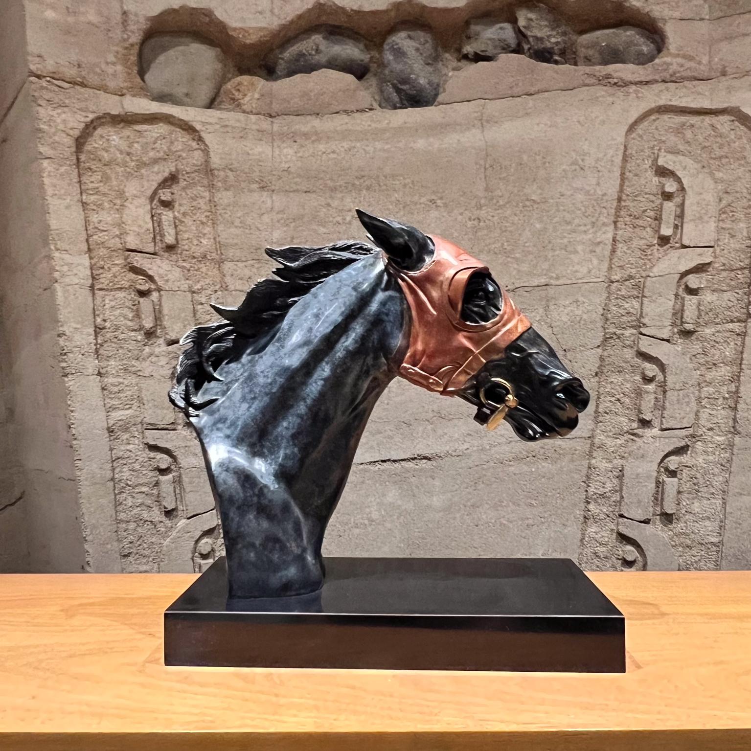 Mid-Century moderno Scultura di cavallo da corsa in bronzo dello Studio Pam Foss (a) Gallery in vendita
