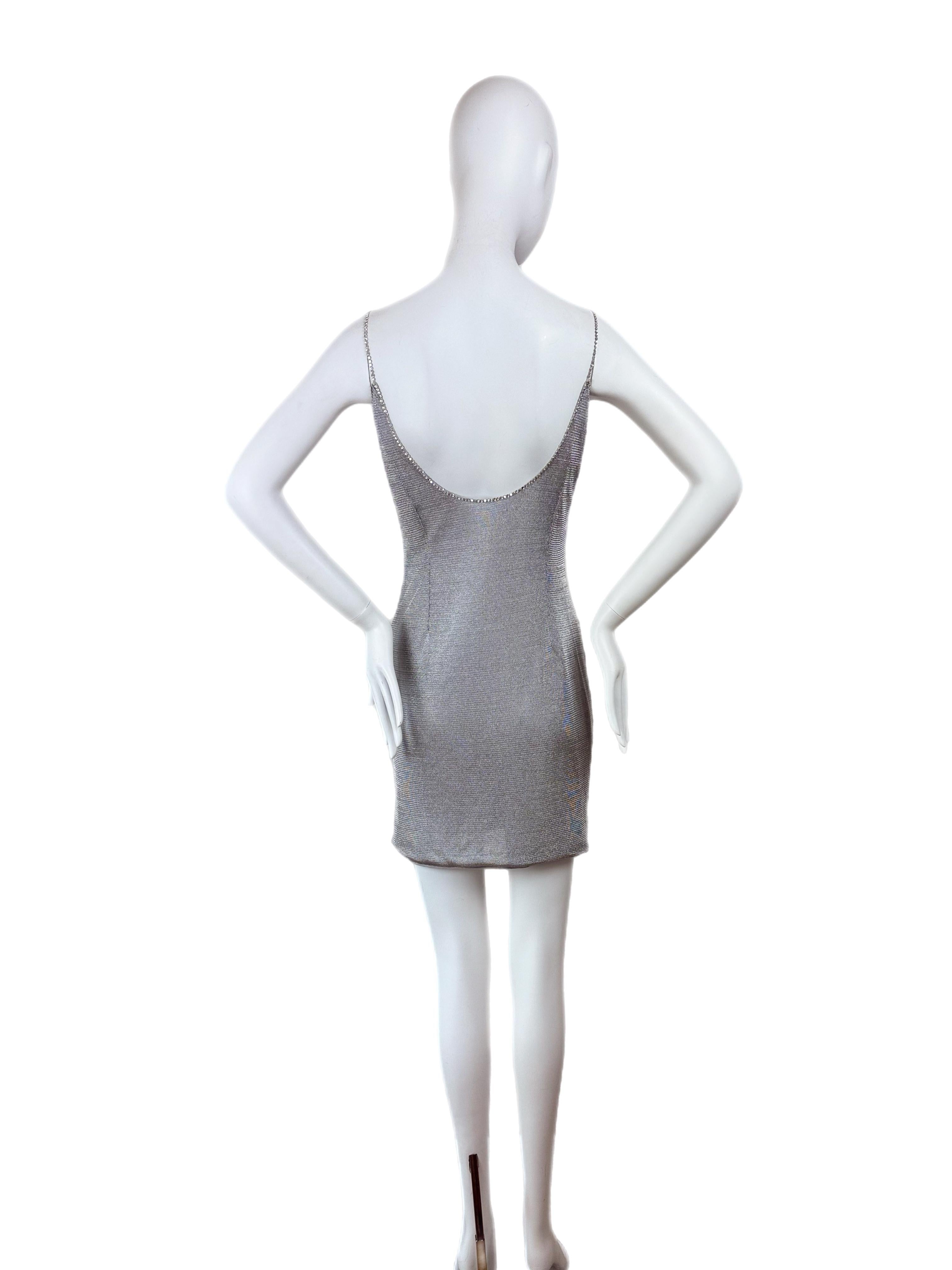 PAMELA DENNIS 90's Vintage Silver Crystal Mini Dress Fred Hayman Excellent état - En vente à Leonardo, NJ
