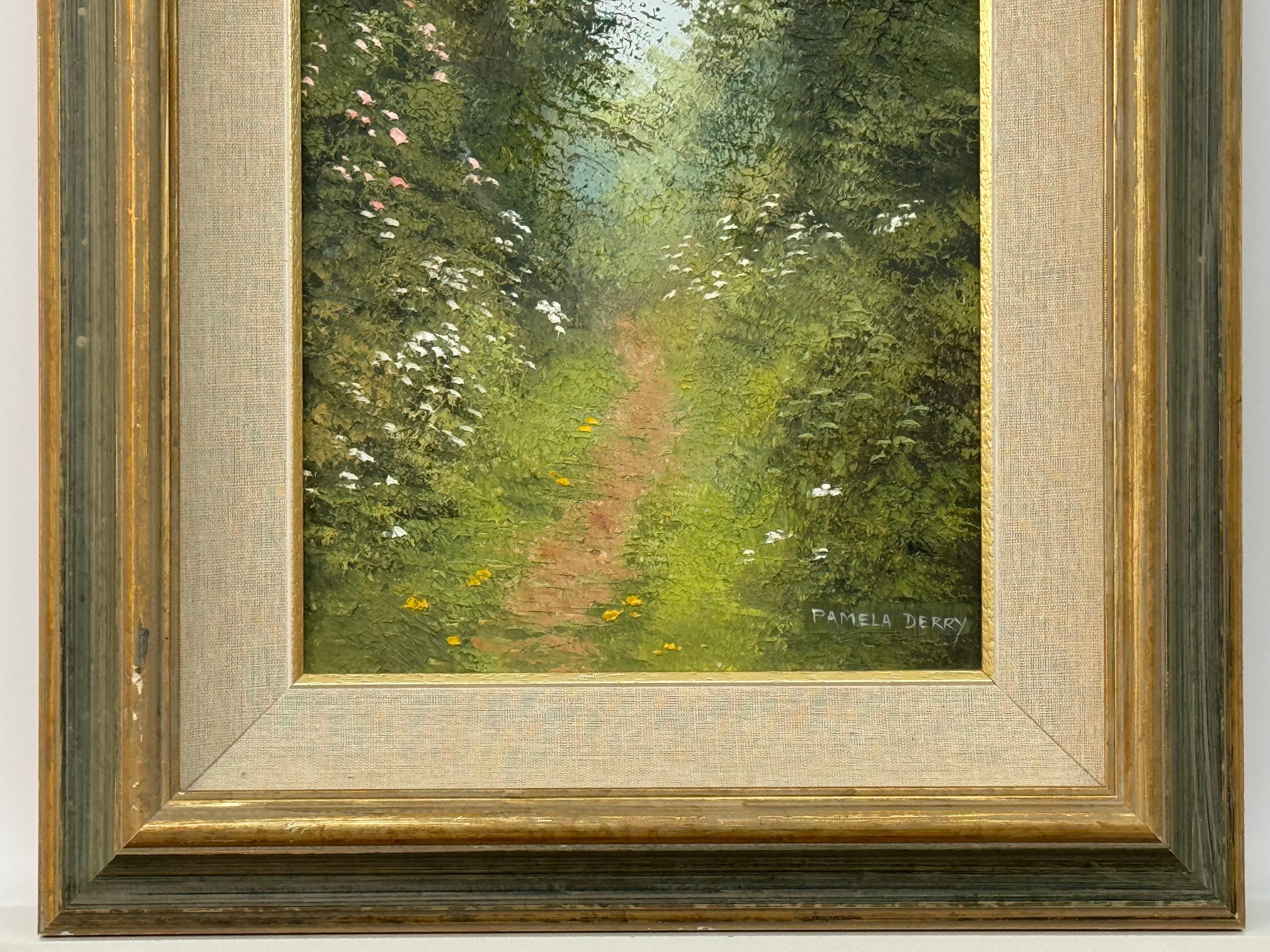 Tranquillo sentiero nel bosco, fitta vegetazione, fiori selvatici, sereno paesaggio Nature 9