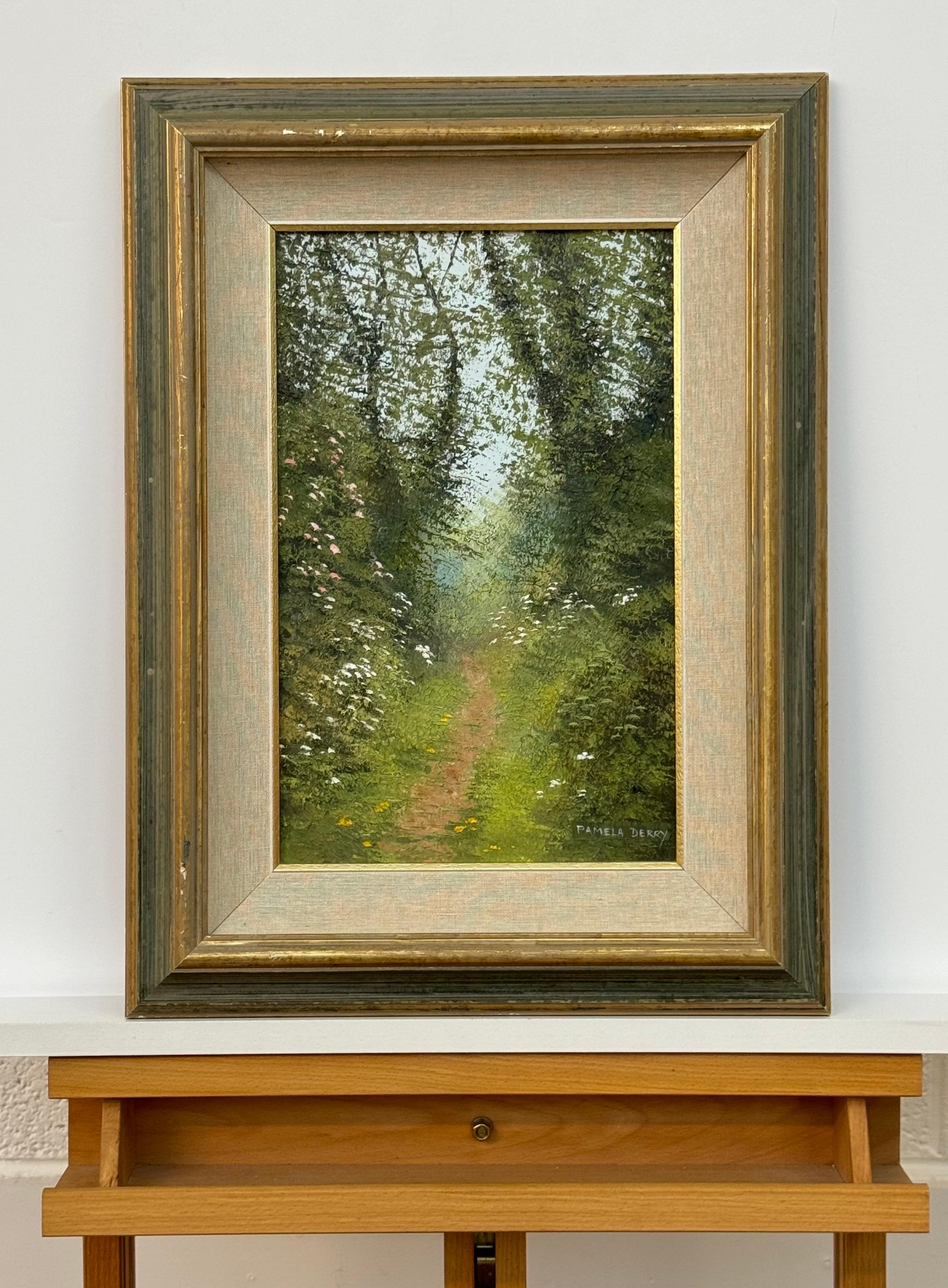 Tranquillo sentiero nel bosco, fitta vegetazione, fiori selvatici, sereno paesaggio naturale dell'artista britannica del XX secolo, Pamela Derry (1932-2002)

L'arte misura 9 x 14 pollici
La cornice misura 13,5 x 18,5 pollici

Olio d'epoca britannico