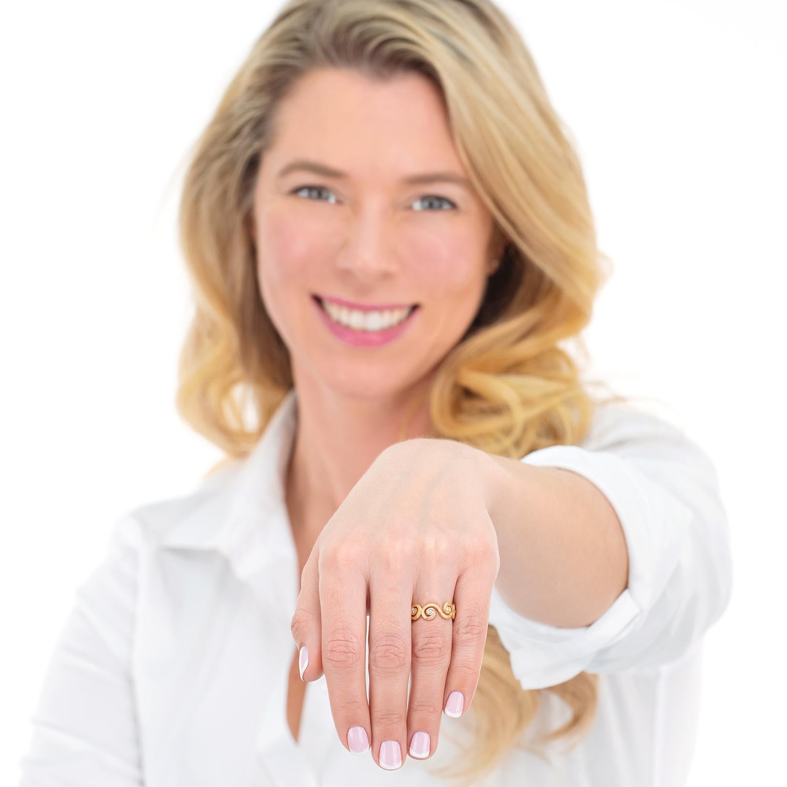 Women's Pamela Froman Diamond Set Gold Ring