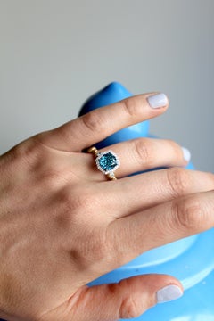 Einzigartiger Goldring, Flashy Fancy Blauer Zirkon Weißer Diamant Einzigartig, Pamela Froman