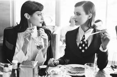 Carolyn Murphy and Trish Goff, Los Angeles, VOGUE, 1994