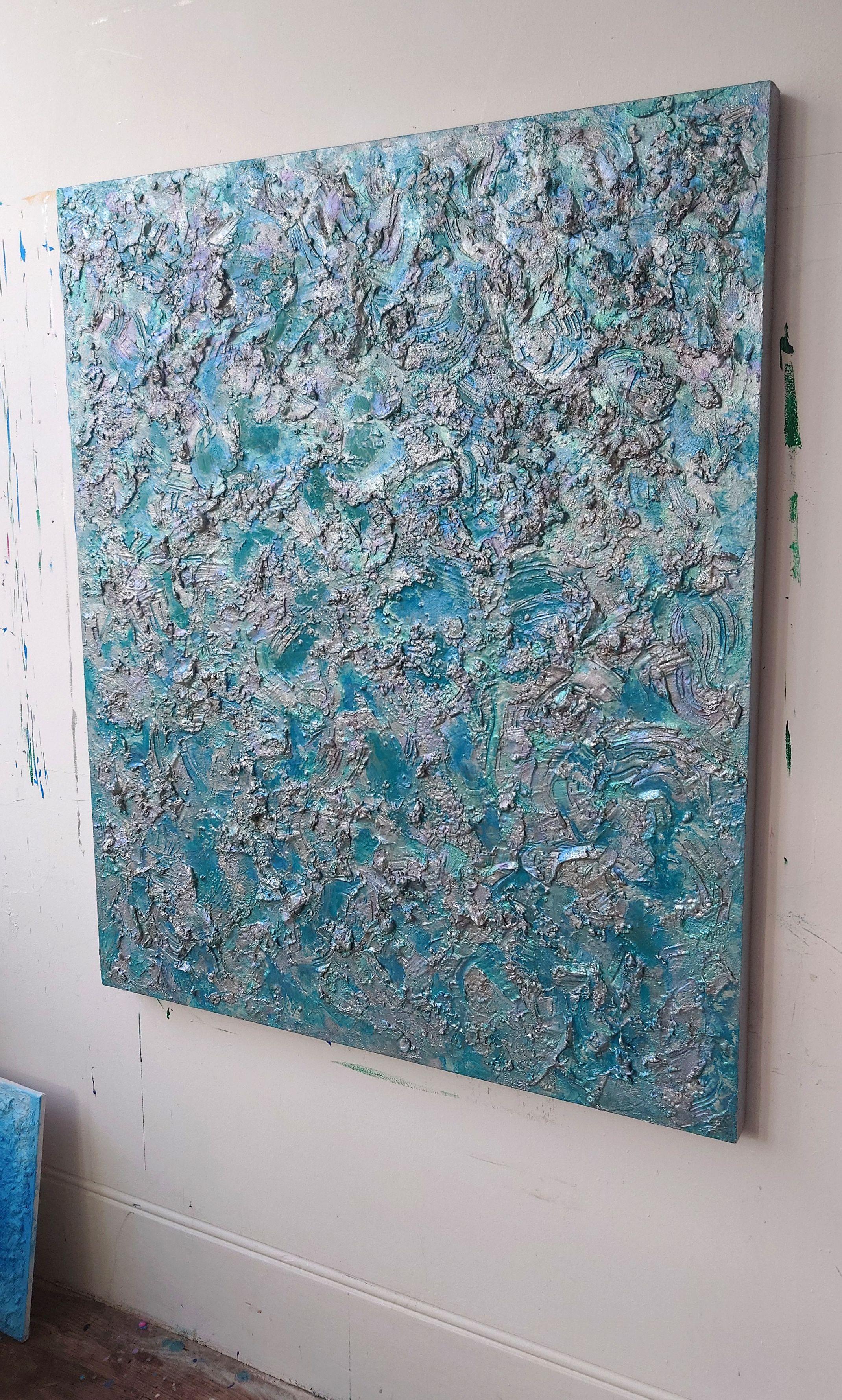 Si tratta di pittura a olio, alchidica, acrilica, con glitter e oggetti di plastica su lino di alta qualità e su tela personalizzata. Lo stile è definito dall'uso scultoreo della pittura. Si tratta di una miscela tridimensionale costruita con molti